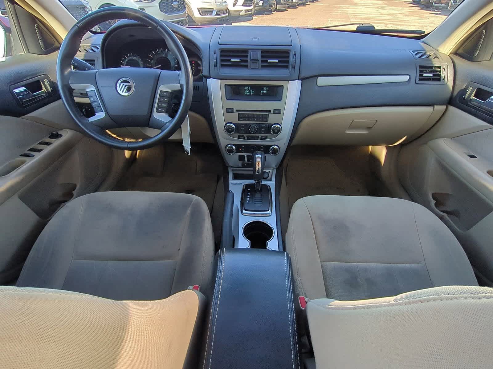 Thumbnail: 2010 Mercury Milan - 15