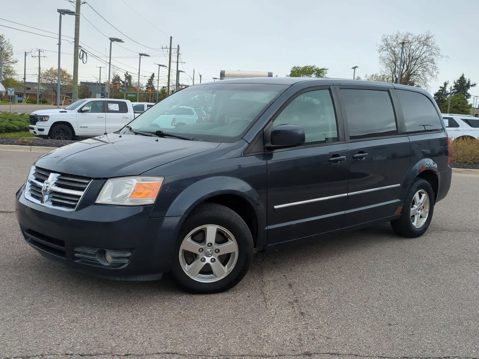2008 Dodge Grand Caravan SXT -
                  Waterford, MI