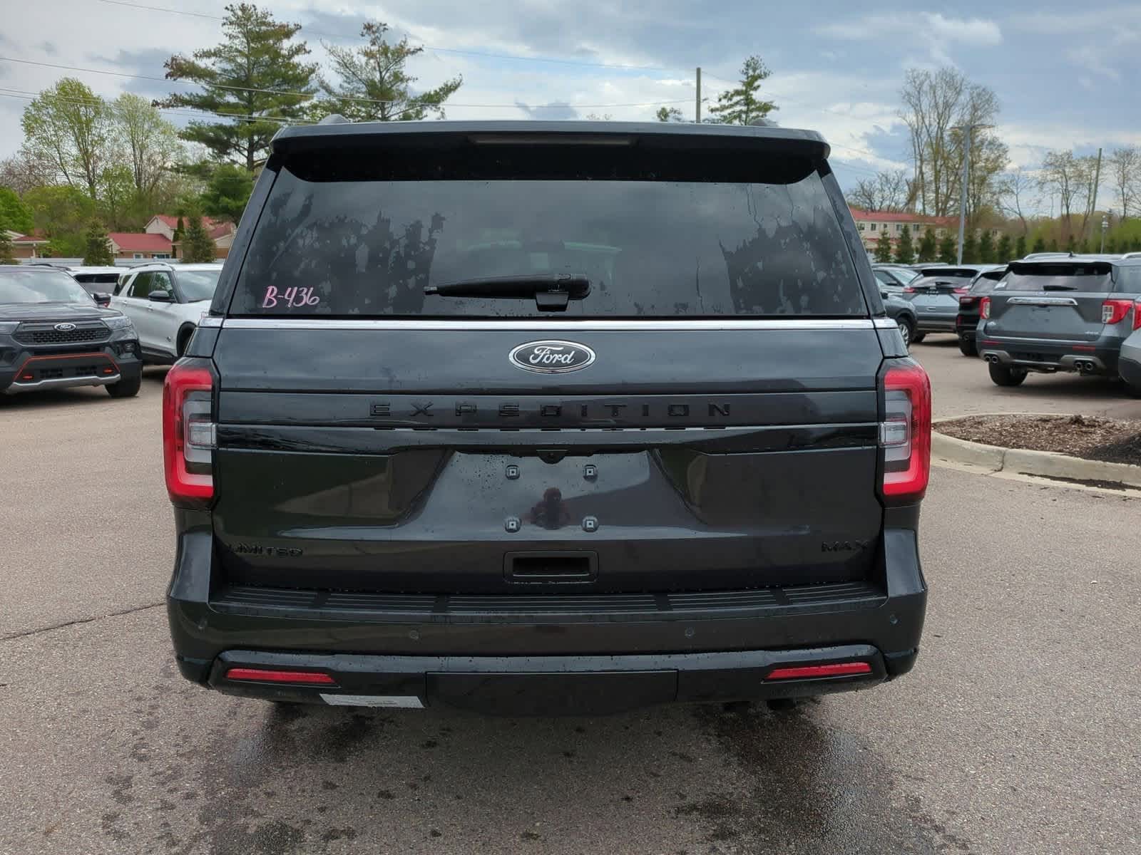2024 Ford Expedition MAX Limited photo 4