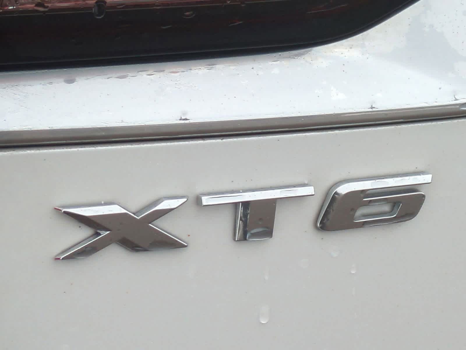 Thumbnail: 2024 Cadillac XT6 - 13