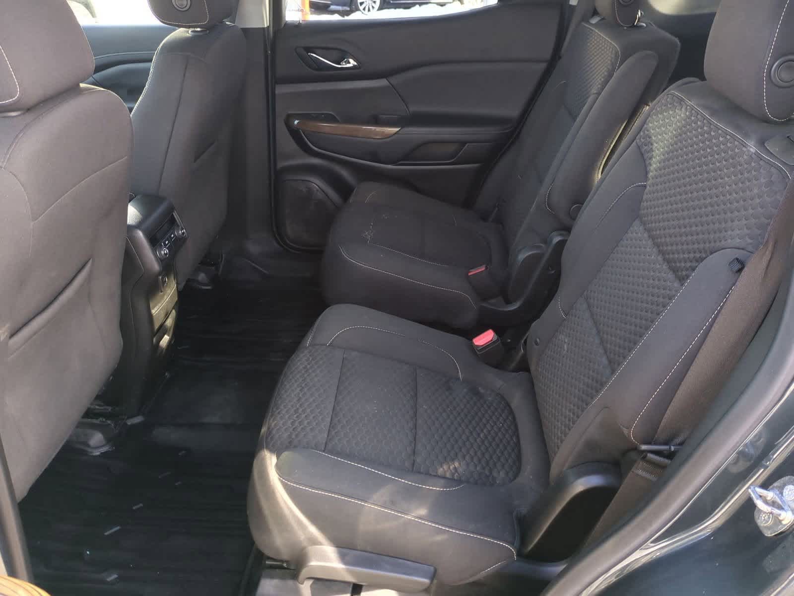 Thumbnail: 2019 GMC Acadia - 19