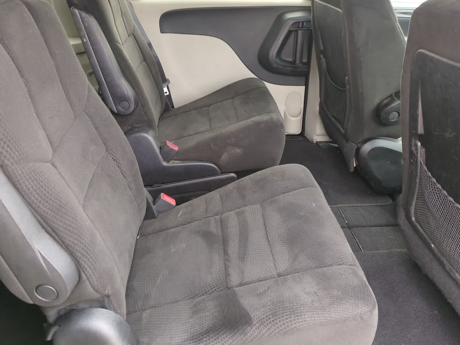 Thumbnail: 2013 Dodge Grand Caravan - 20