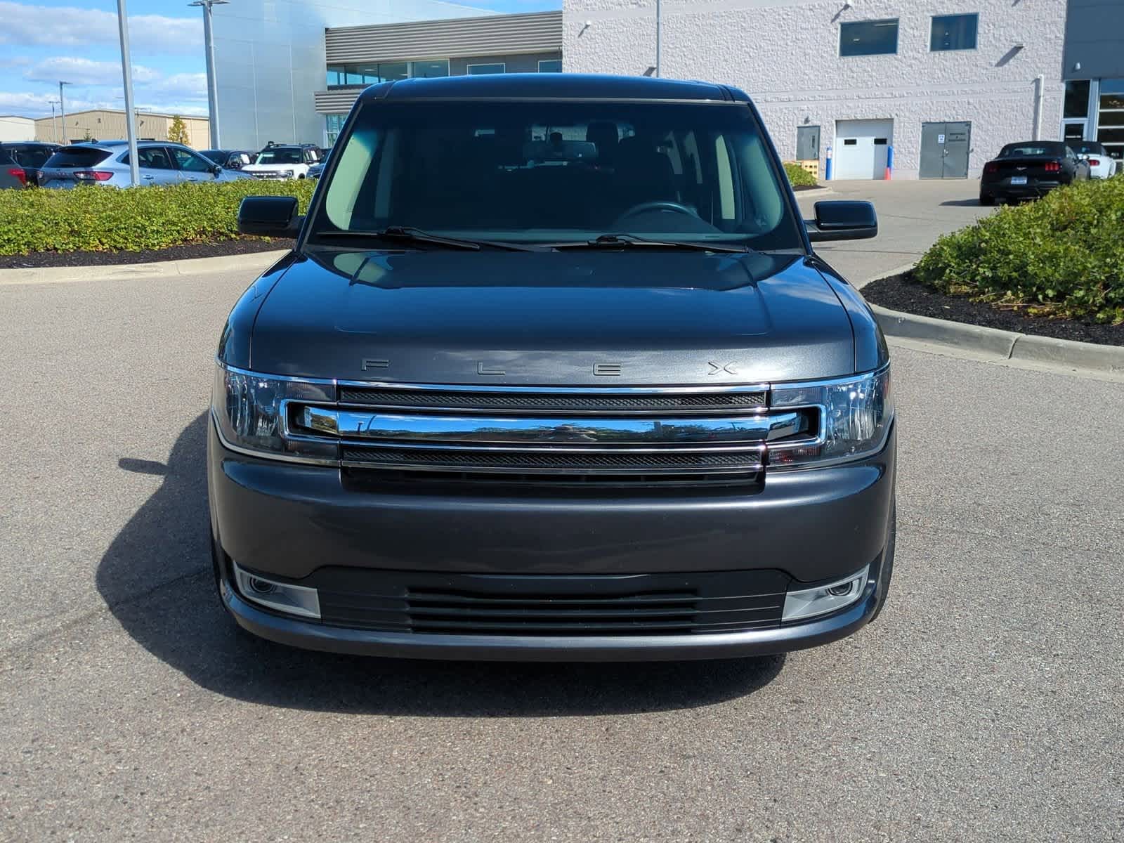 Thumbnail: 2019 Ford Flex - 3