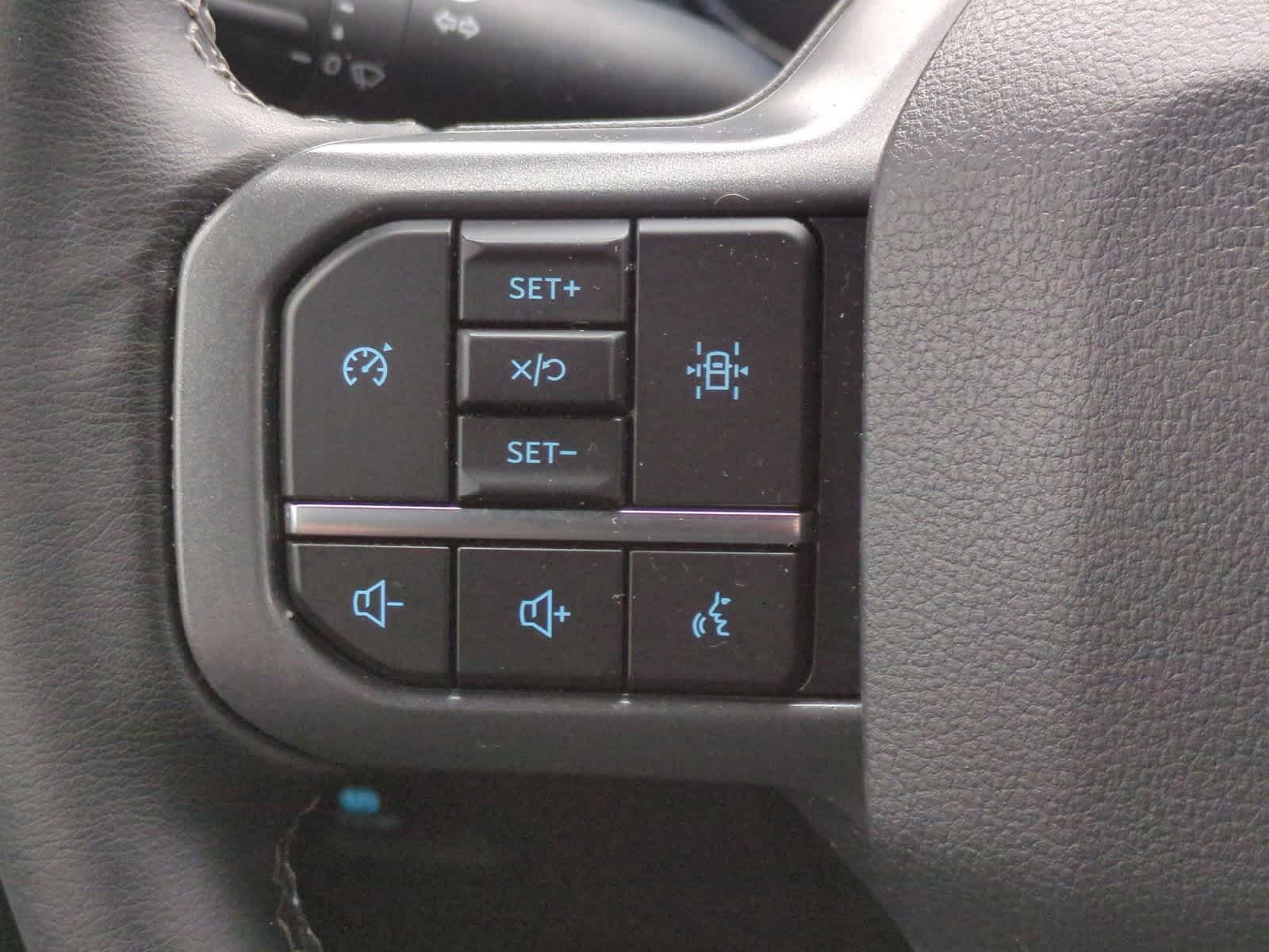 Thumbnail: 2023 Ford F-150 - 23