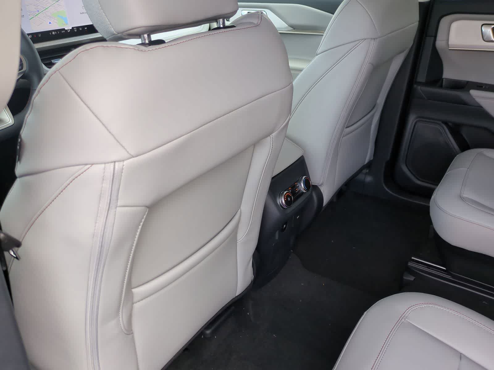 Thumbnail: 2026 Ford Explorer - 18