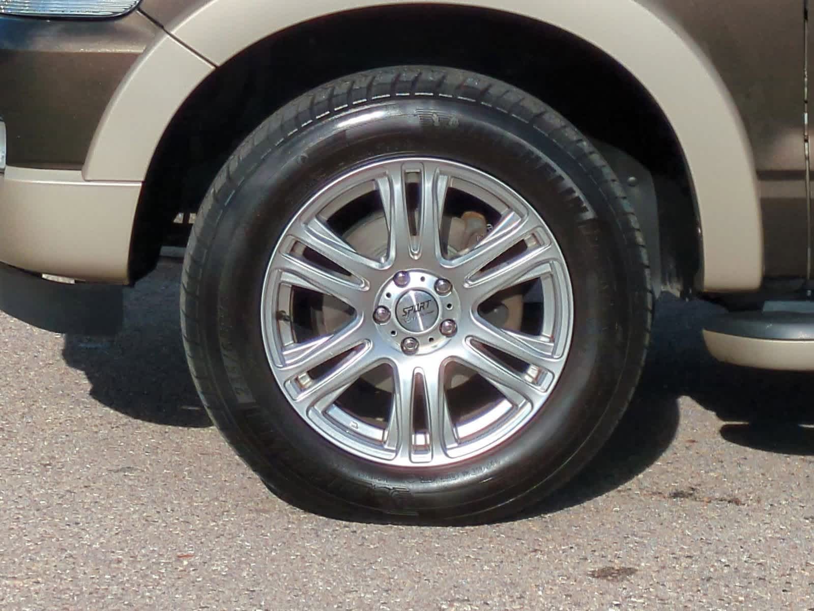 Thumbnail: 2008 Ford Explorer - 13