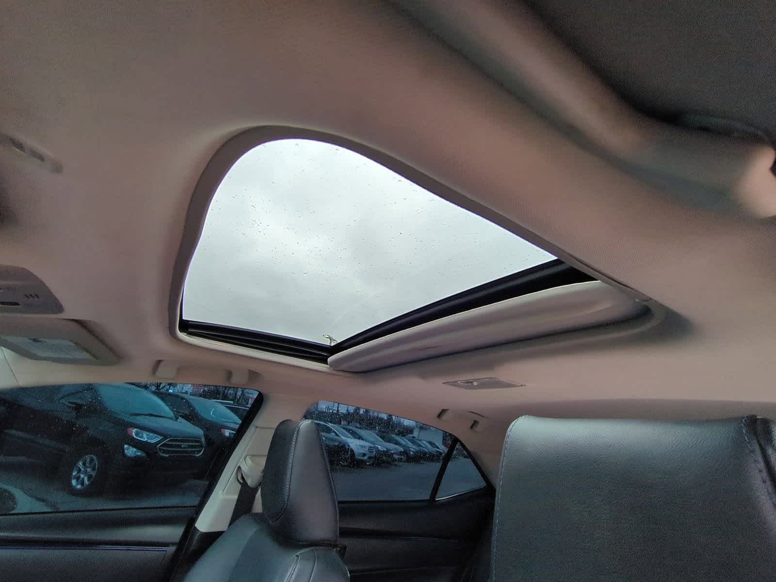 Thumbnail: 2018 Toyota Corolla - 19