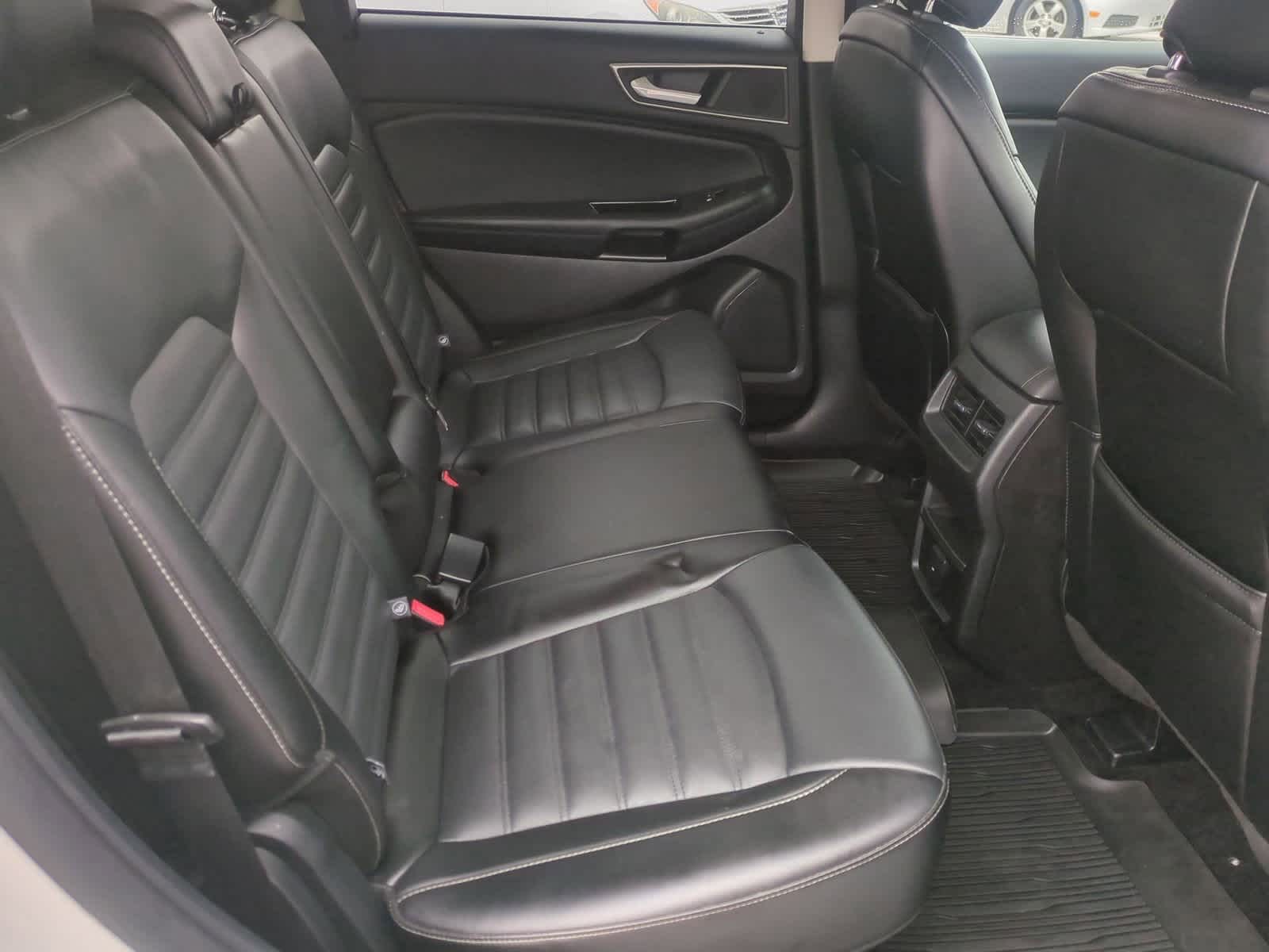 Thumbnail: 2017 Ford Edge - 20