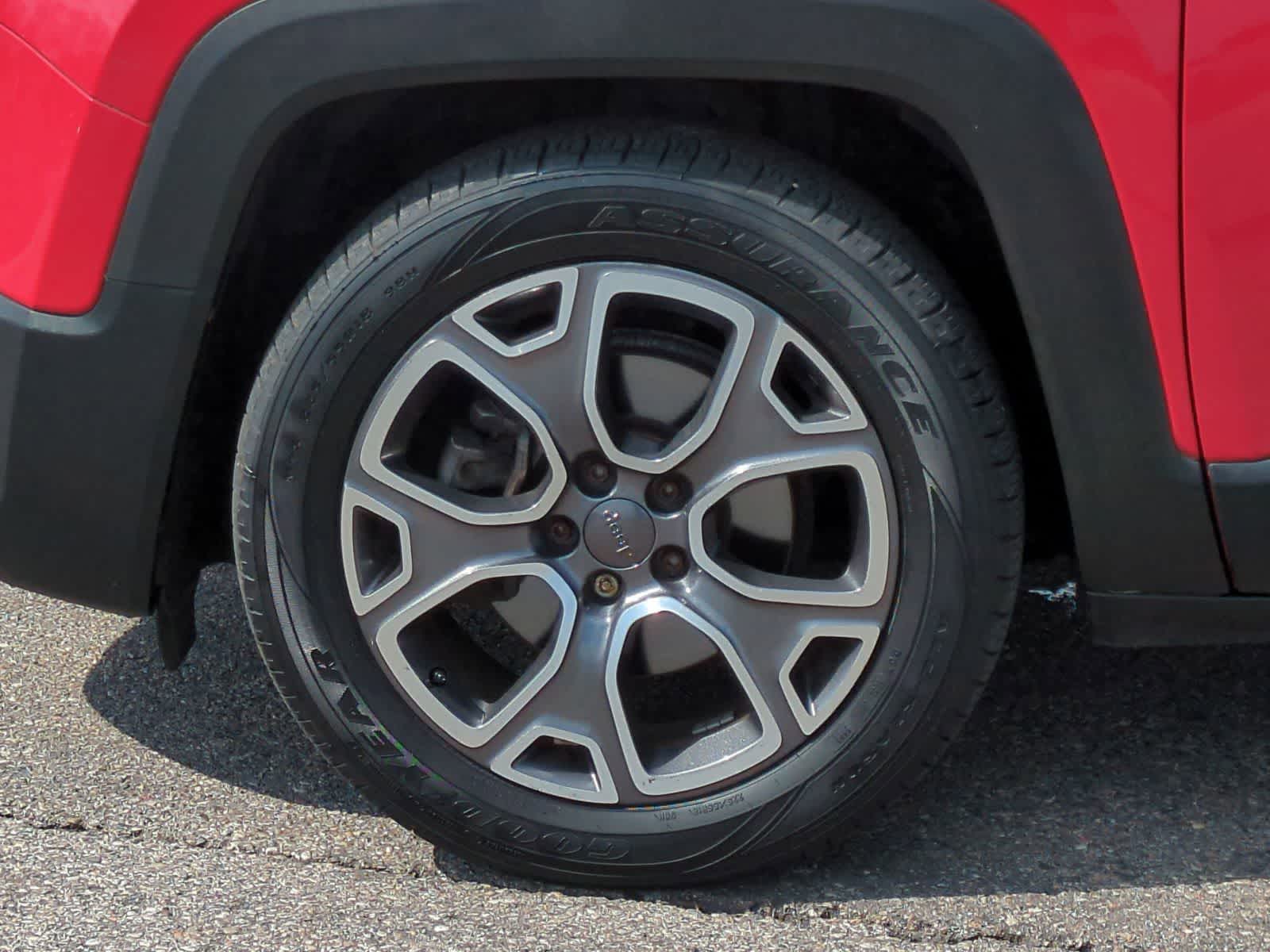 Thumbnail: 2015 Jeep Renegade - 14