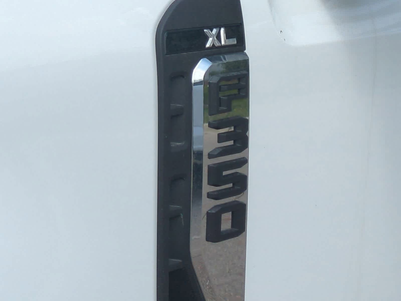 Thumbnail: 2025 Ford Econoline - 13