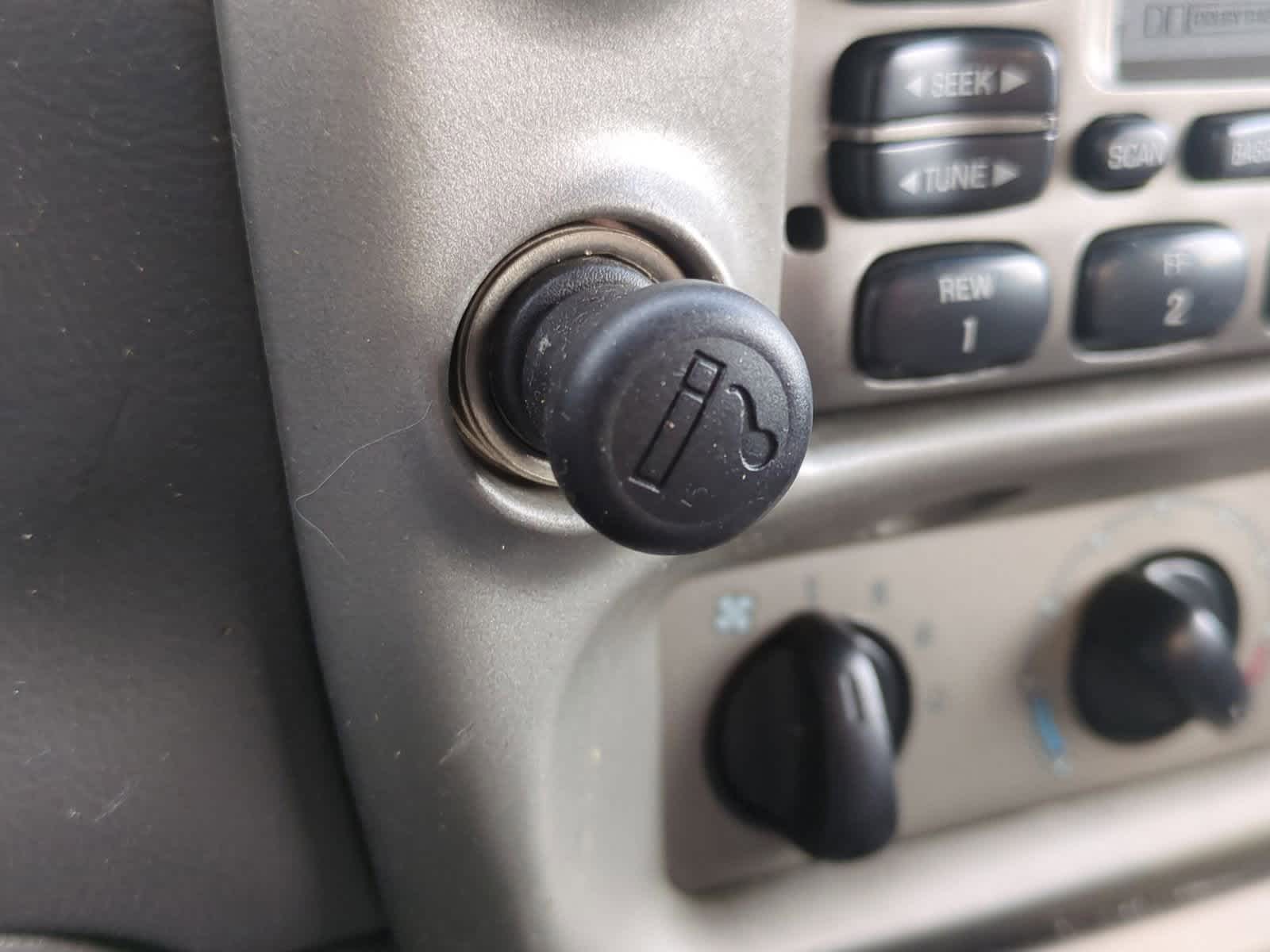 Thumbnail: 2001 Ford Explorer Sport Trac - 28