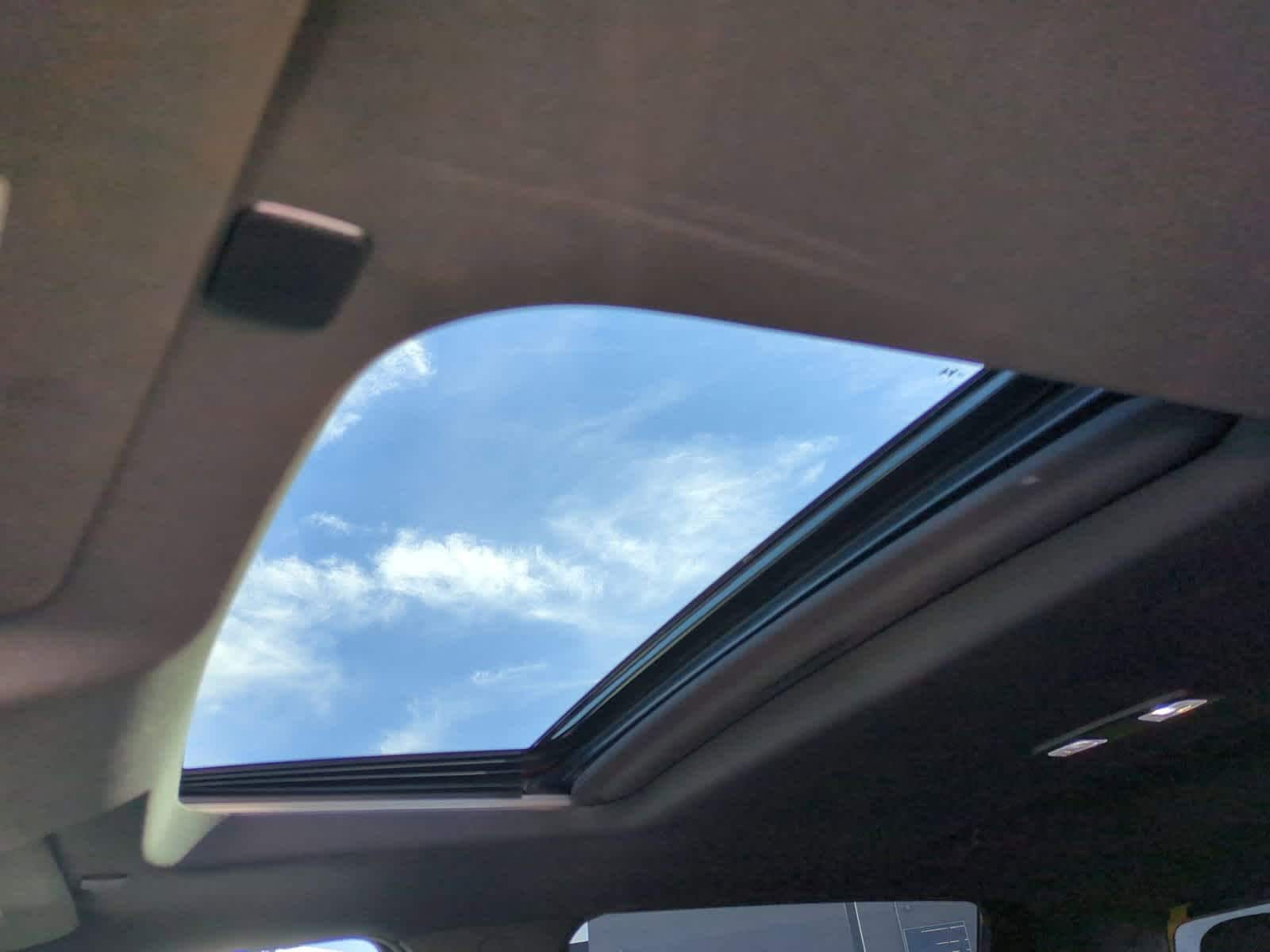 Thumbnail: 2025 Chevrolet Silverado 3500 - 19