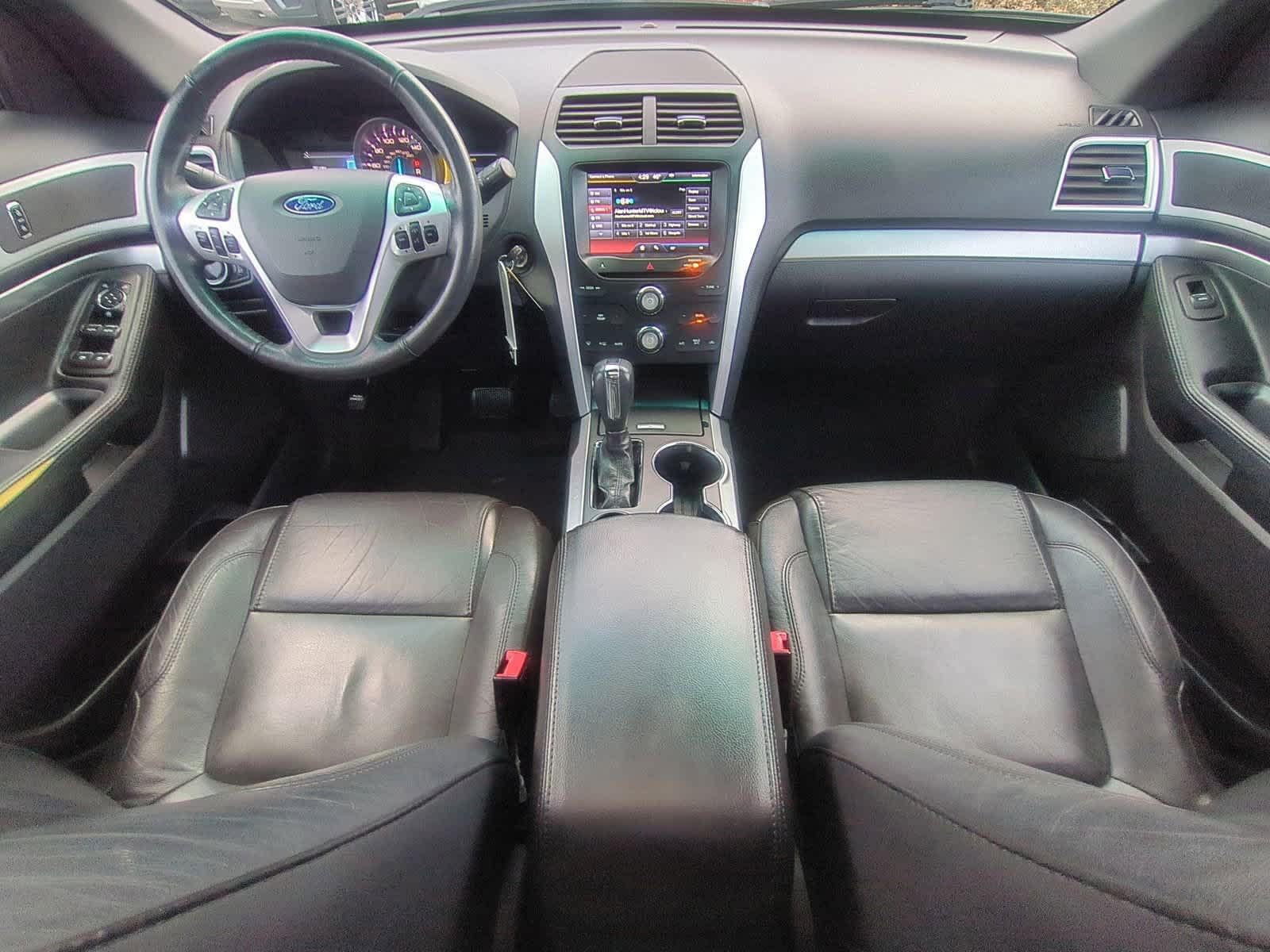 Thumbnail: 2015 Ford Explorer - 15