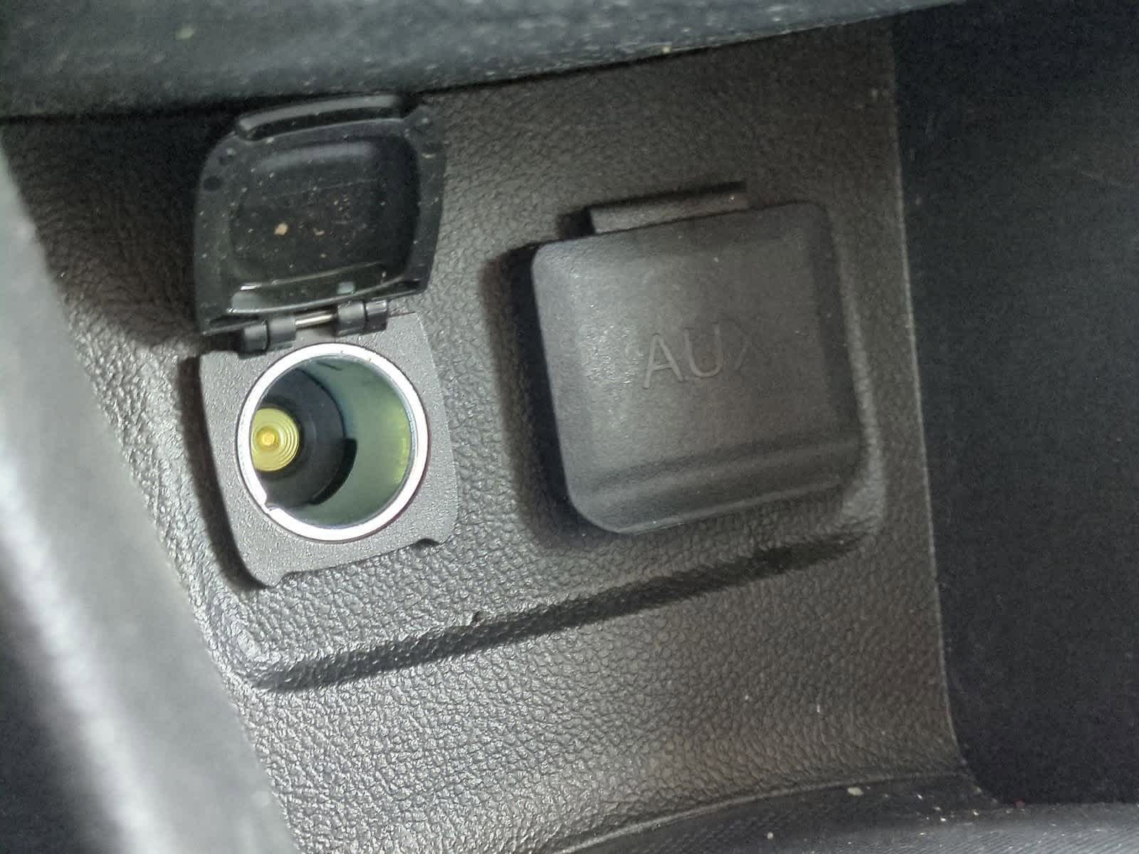 Thumbnail: 2014 Buick Encore - 29