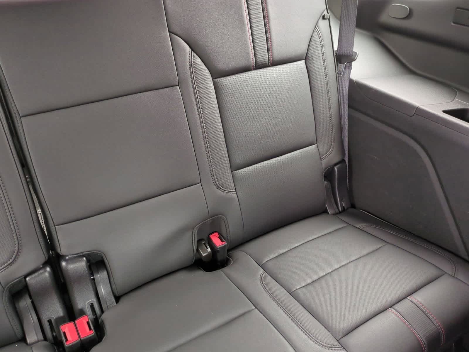 Thumbnail: 2024 Chevrolet Tahoe - 21