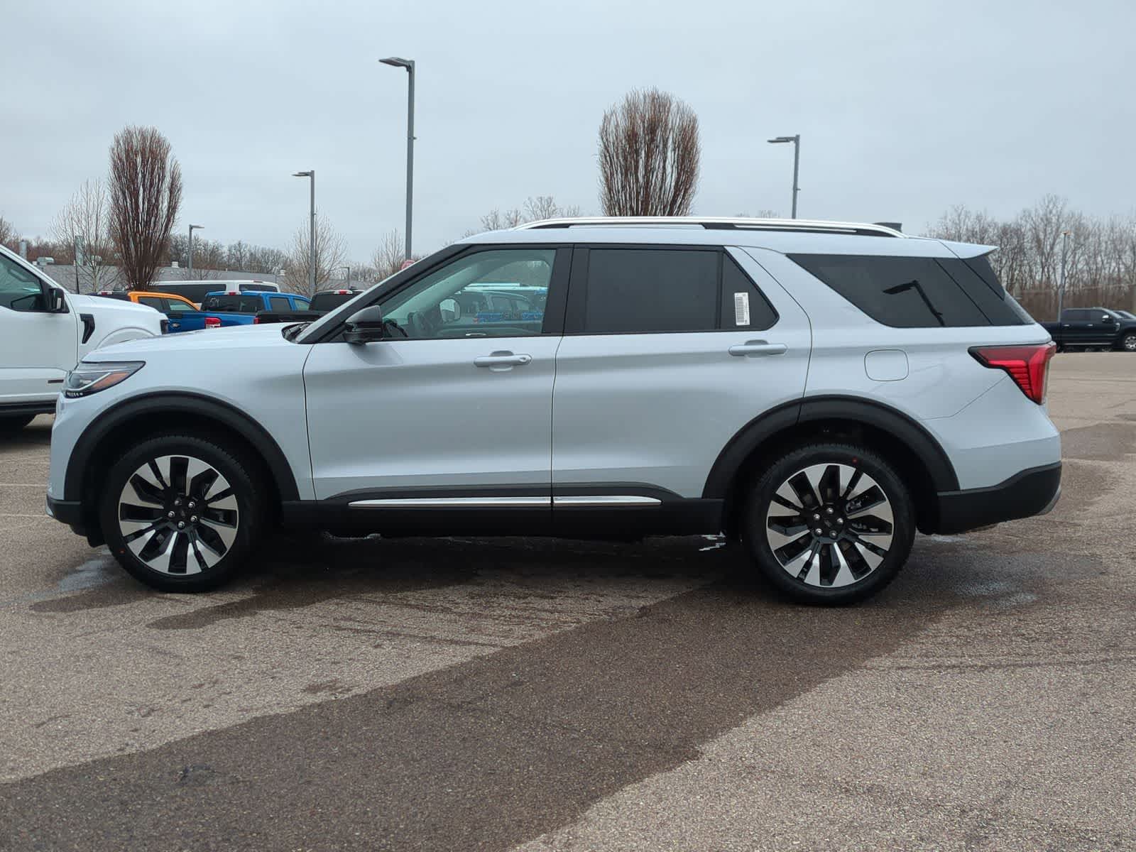 Thumbnail: 2026 Ford Explorer - 5