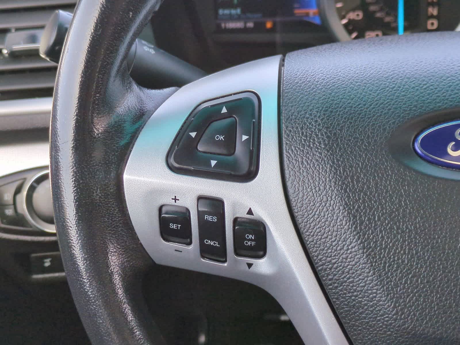 Thumbnail: 2014 Ford Explorer - 27