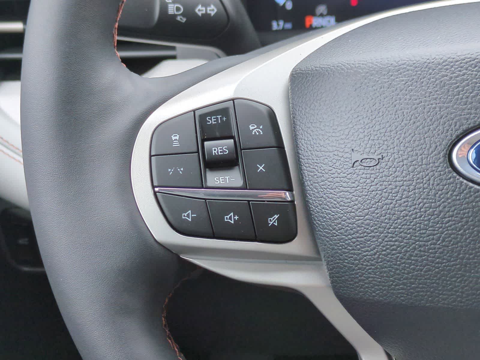 Thumbnail: 2026 Ford Explorer - 23