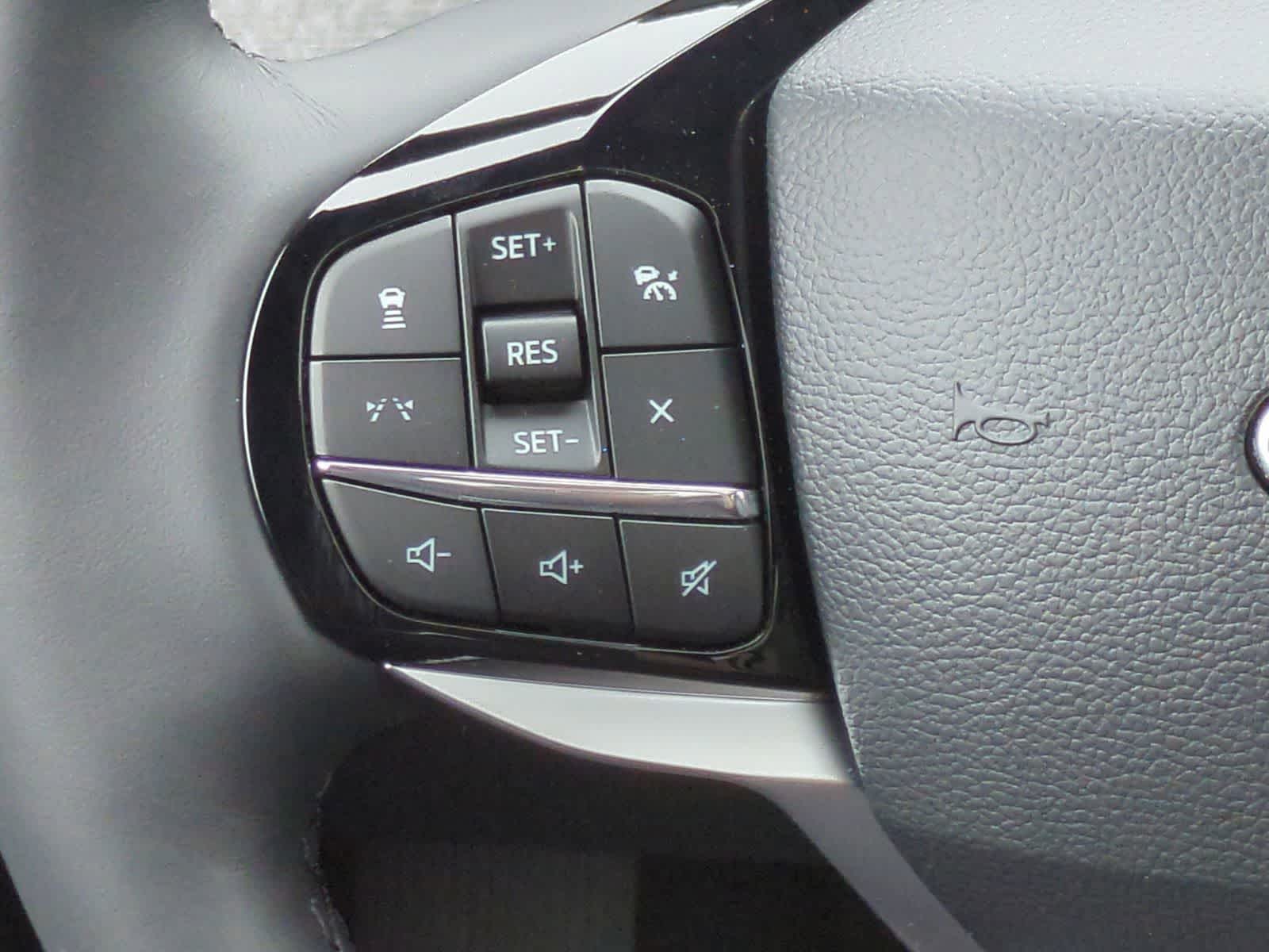 Thumbnail: 2026 Ford Explorer - 25