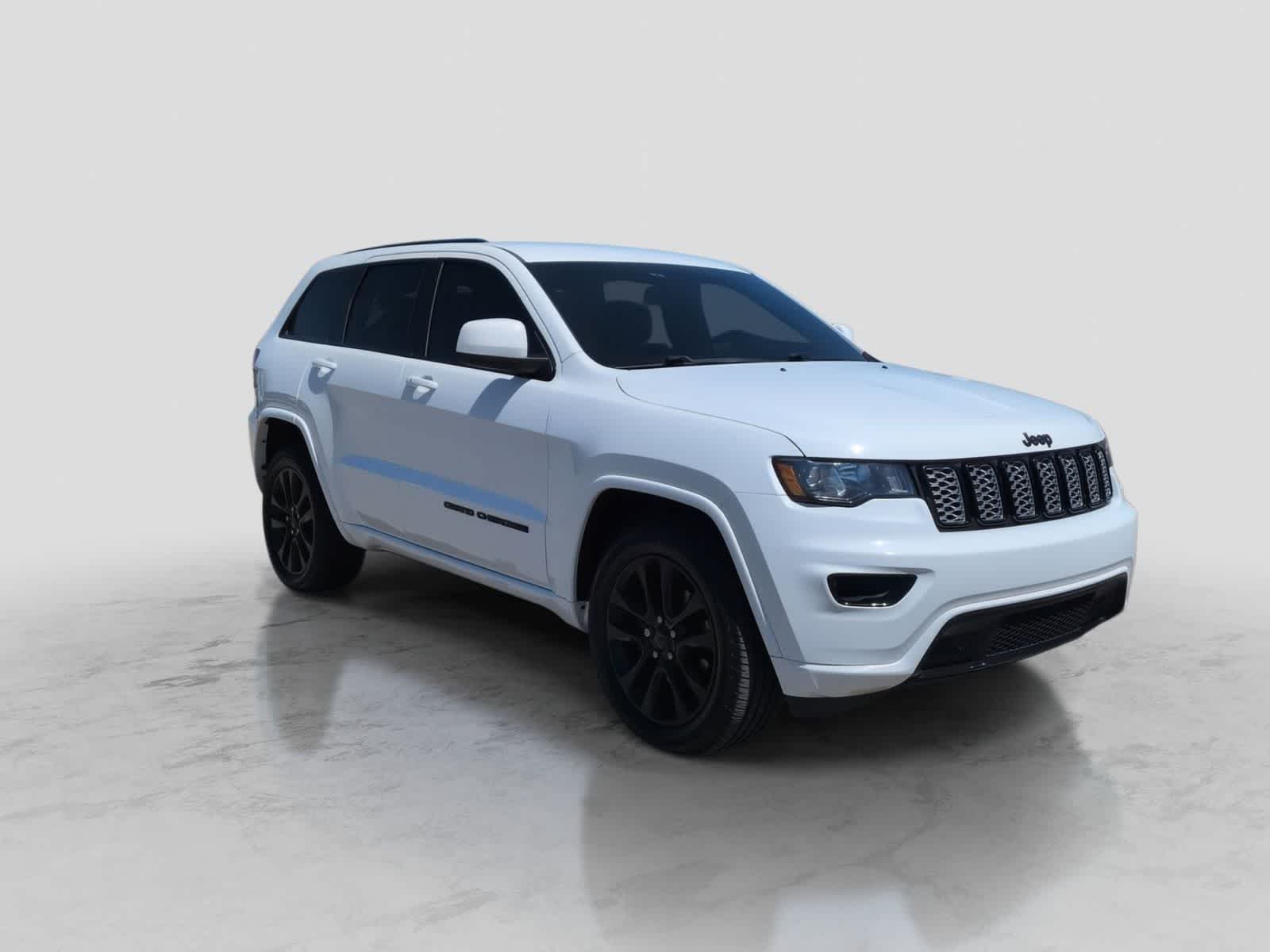 Thumbnail: 2020 Jeep Grand Cherokee - 2