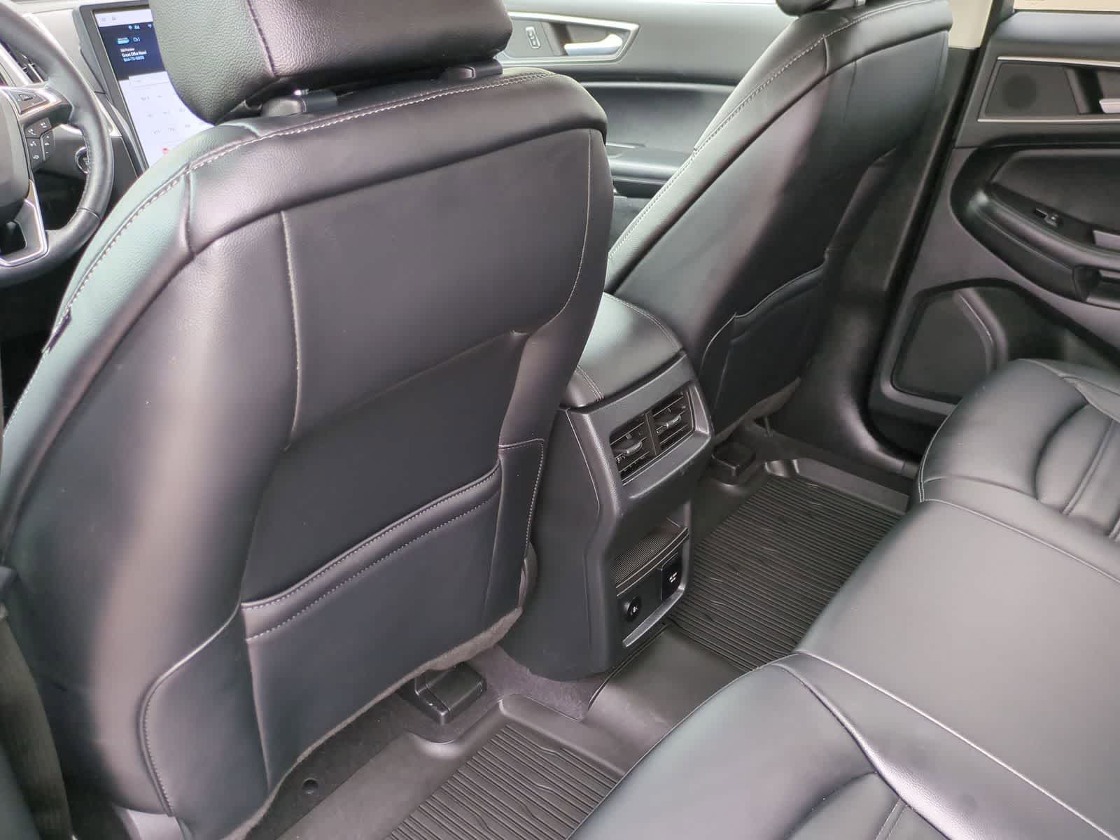 Thumbnail: 2023 Ford Edge - 18