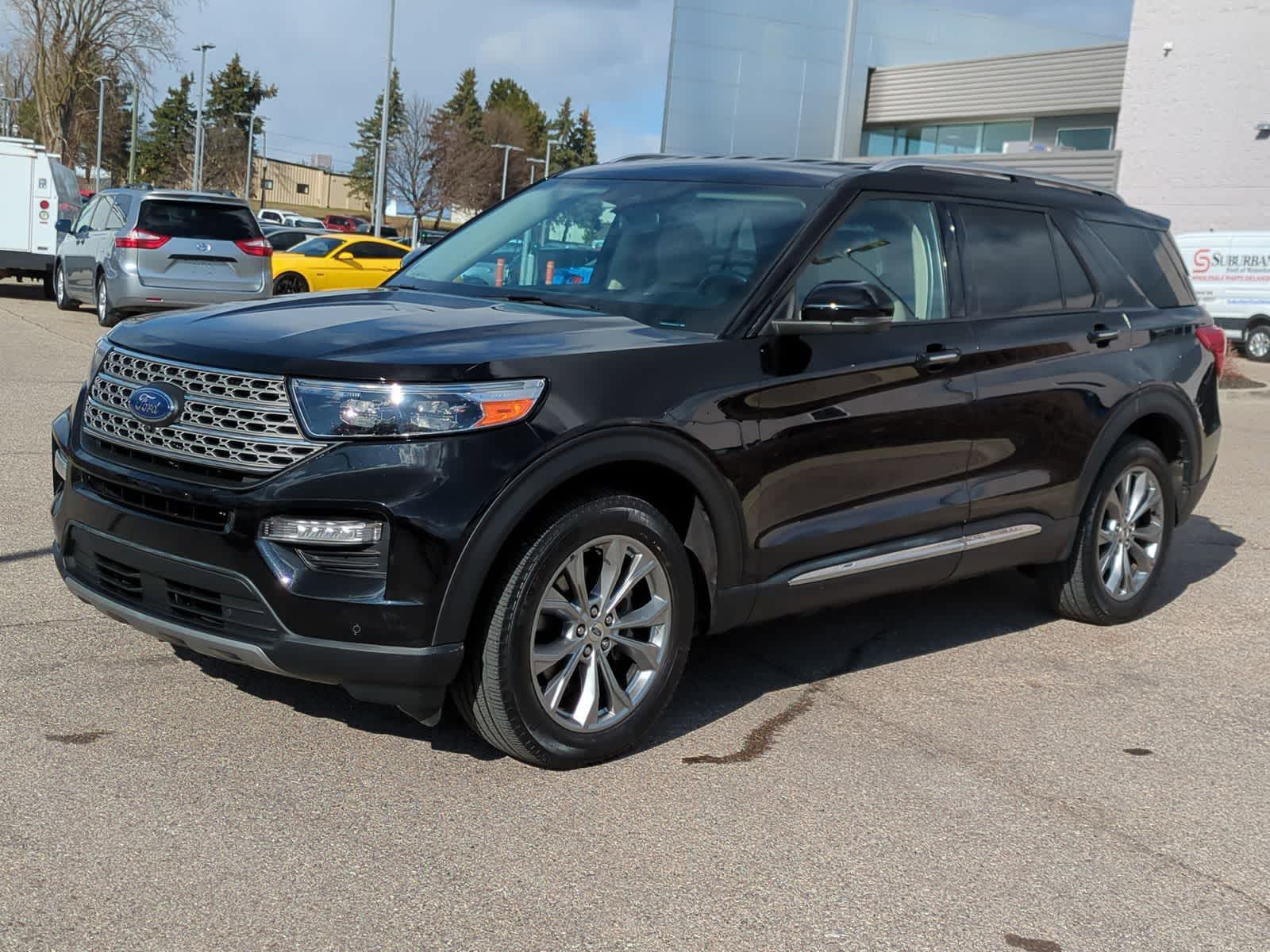 Thumbnail: 2023 Ford Explorer - 4