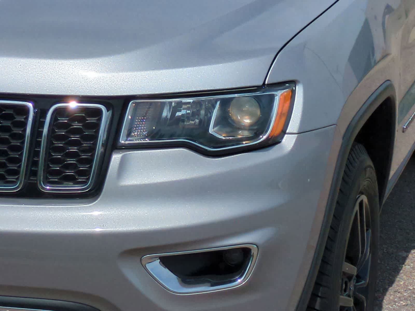 Thumbnail: 2021 Jeep Grand Cherokee - 11