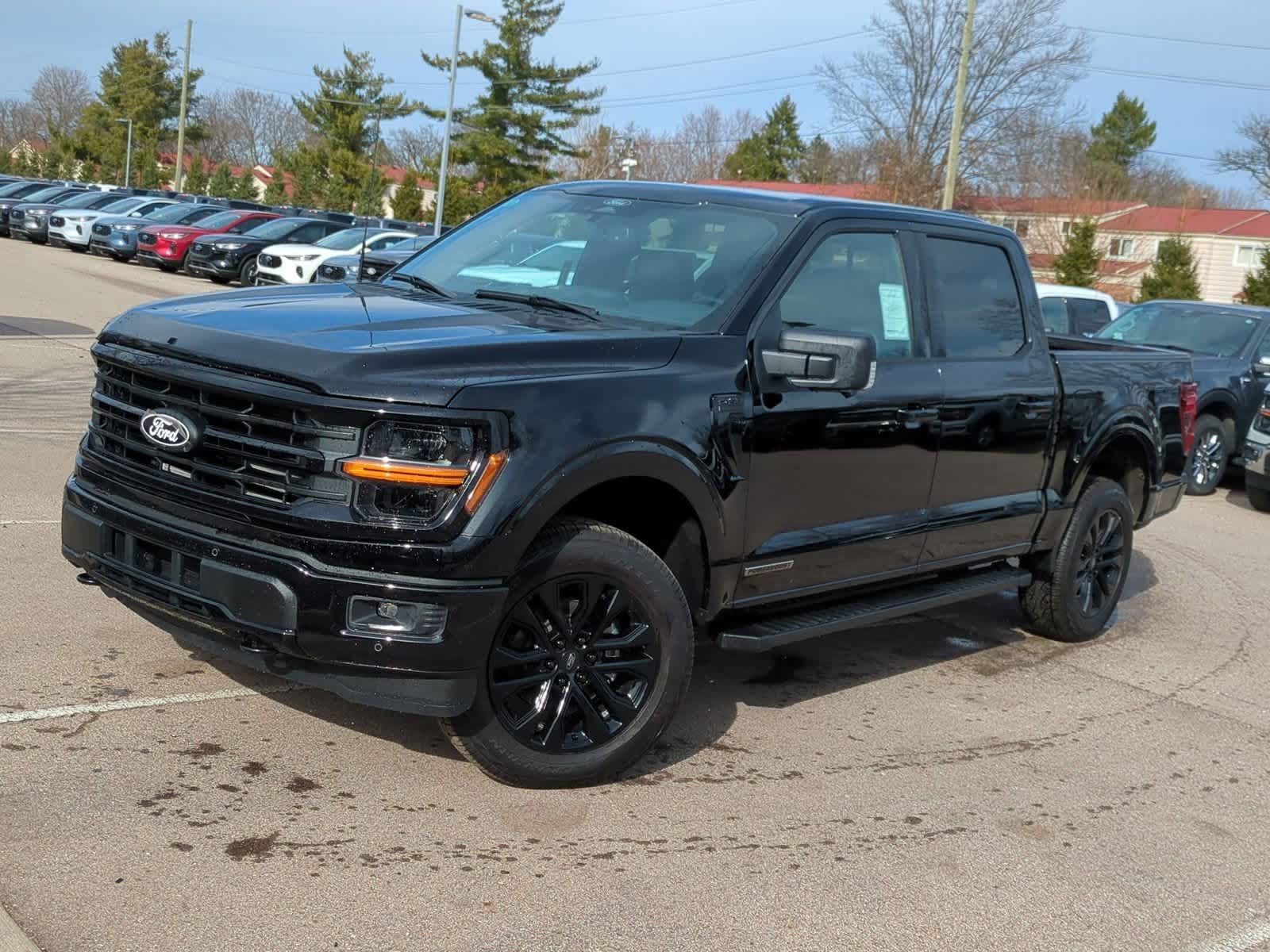2025 Ford F-150 XLT -
                  Waterford, MI