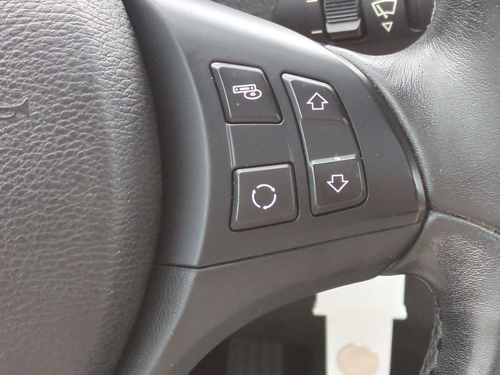 Thumbnail: 2012 BMW X5 - 26