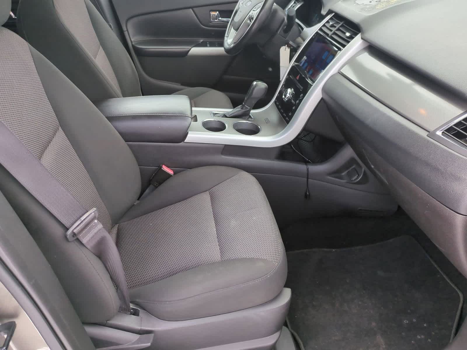 Thumbnail: 2013 Ford Edge - 20