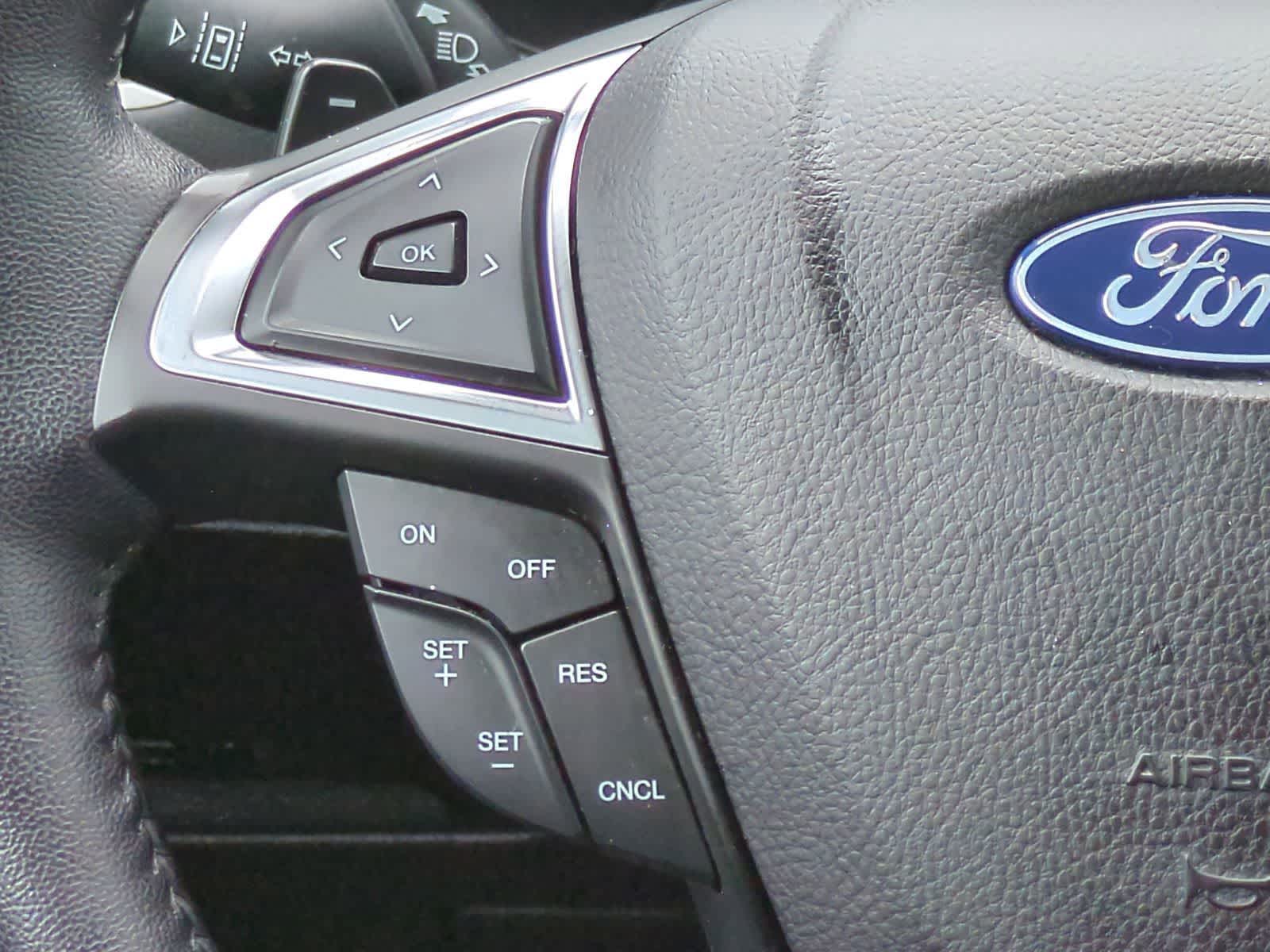 Thumbnail: 2023 Ford Edge - 23