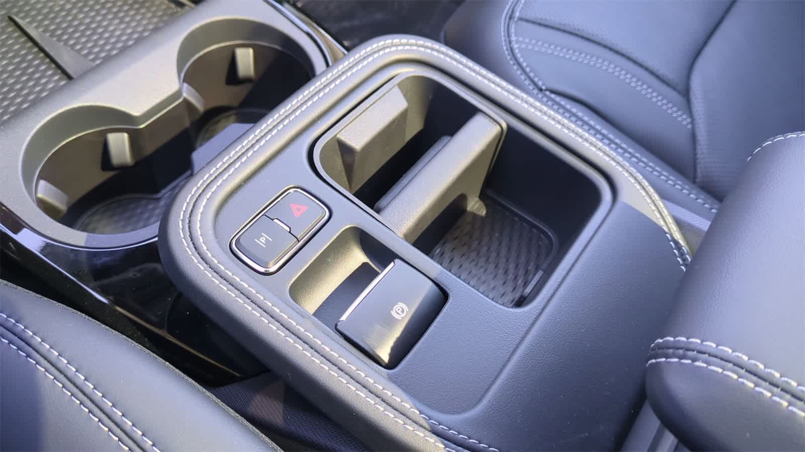 Thumbnail: 2025 Ford Mustang Mach-E - 33