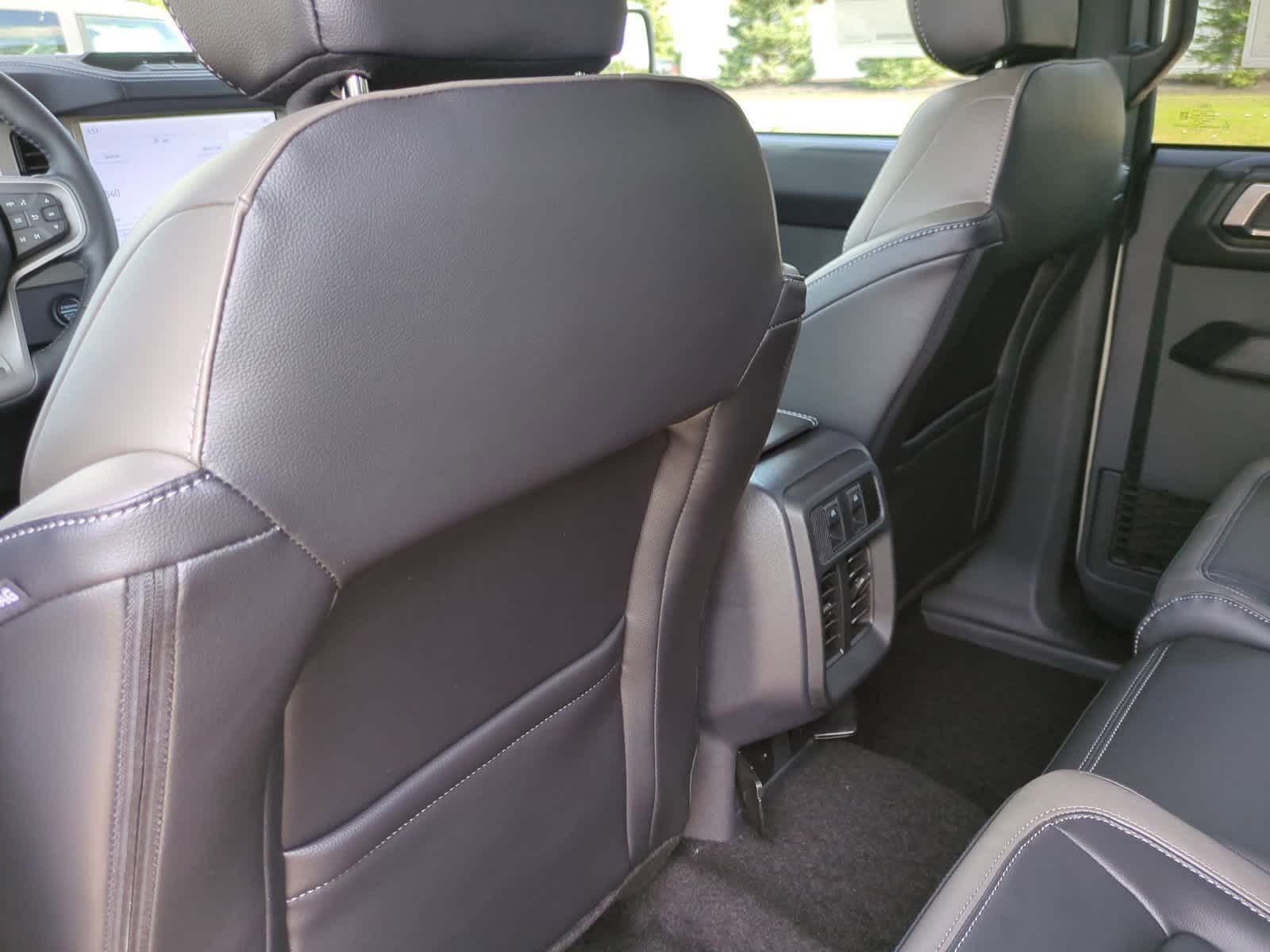 Thumbnail: 2025 Ford Bronco - 18