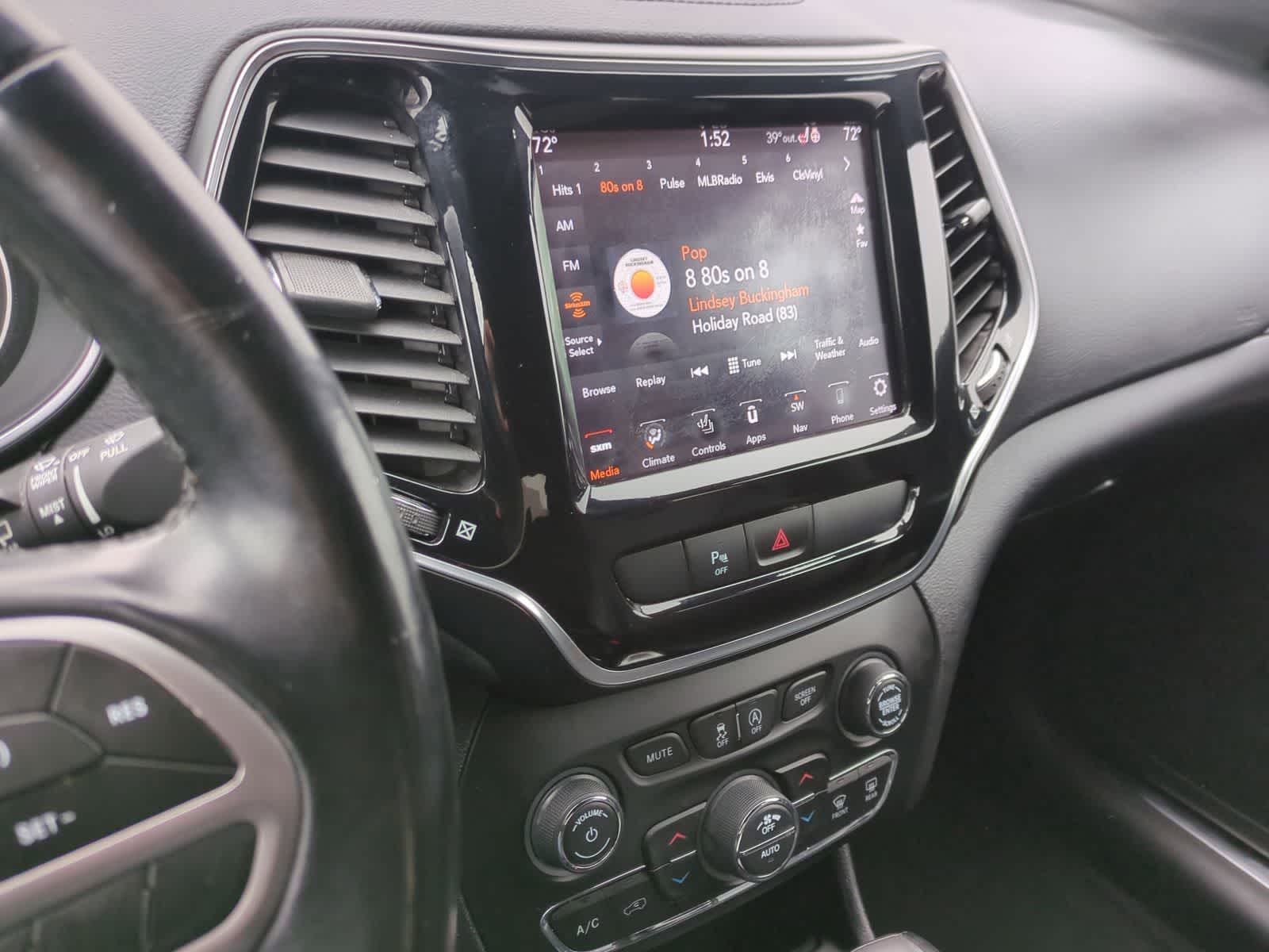 Thumbnail: 2020 Jeep Cherokee - 27