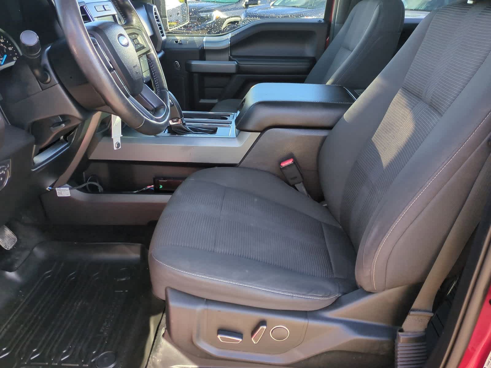 Thumbnail: 2017 Ford F-150 - 16