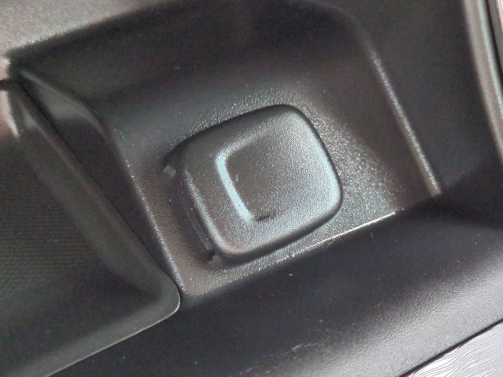 Thumbnail: 2014 Chevrolet Impala - 30