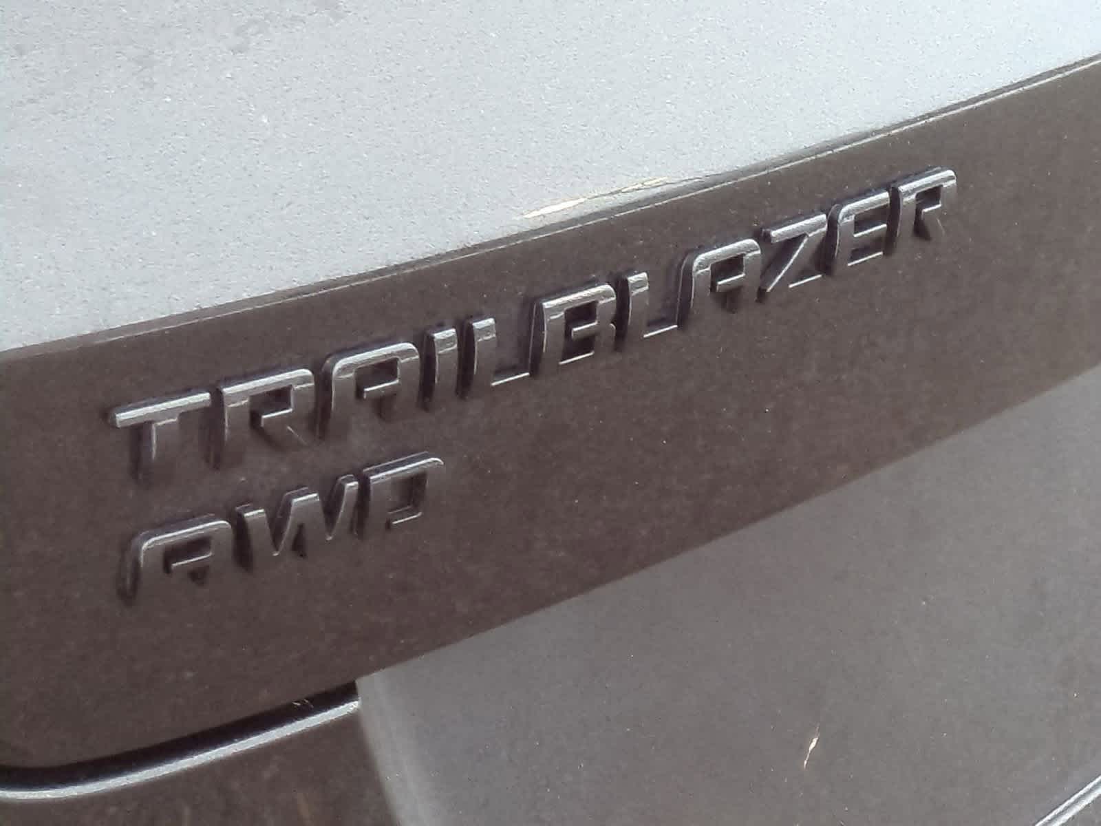 Thumbnail: 2023 Chevrolet TrailBlazer - 13