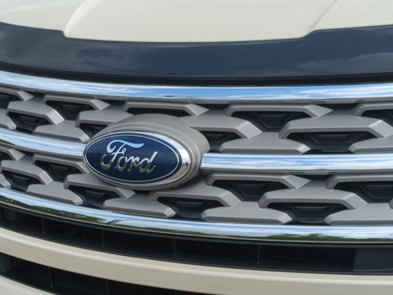 Thumbnail: 2018 Ford Explorer - 12