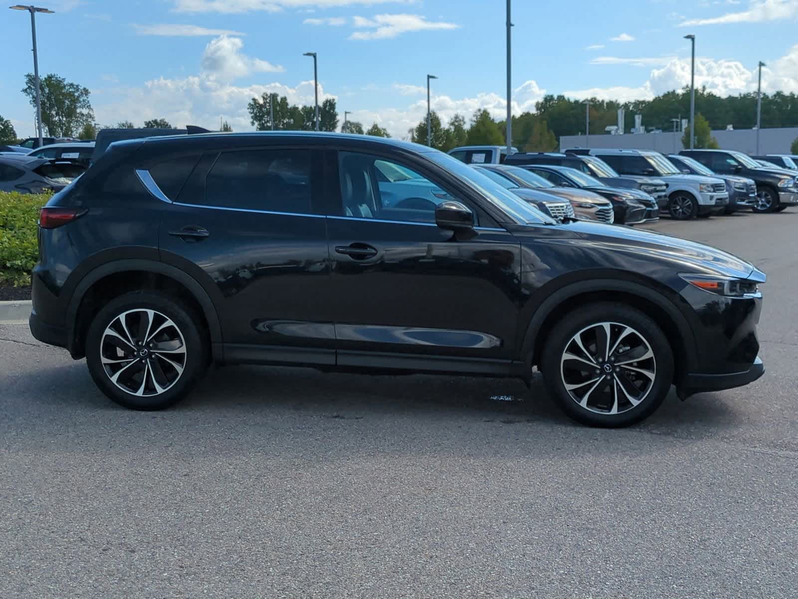 Thumbnail: 2022 Mazda CX-5 - 9