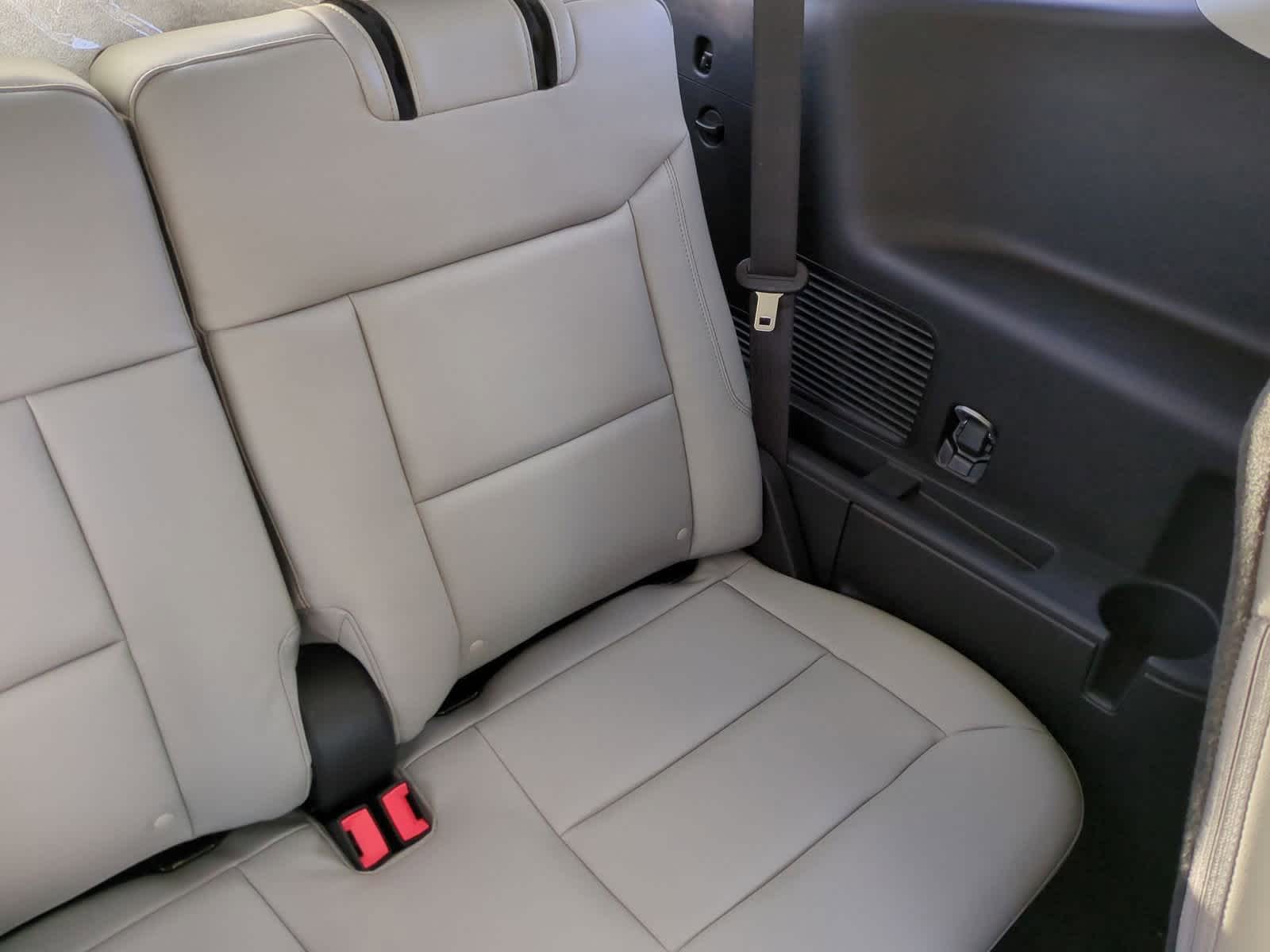 Thumbnail: 2026 Ford Explorer - 21