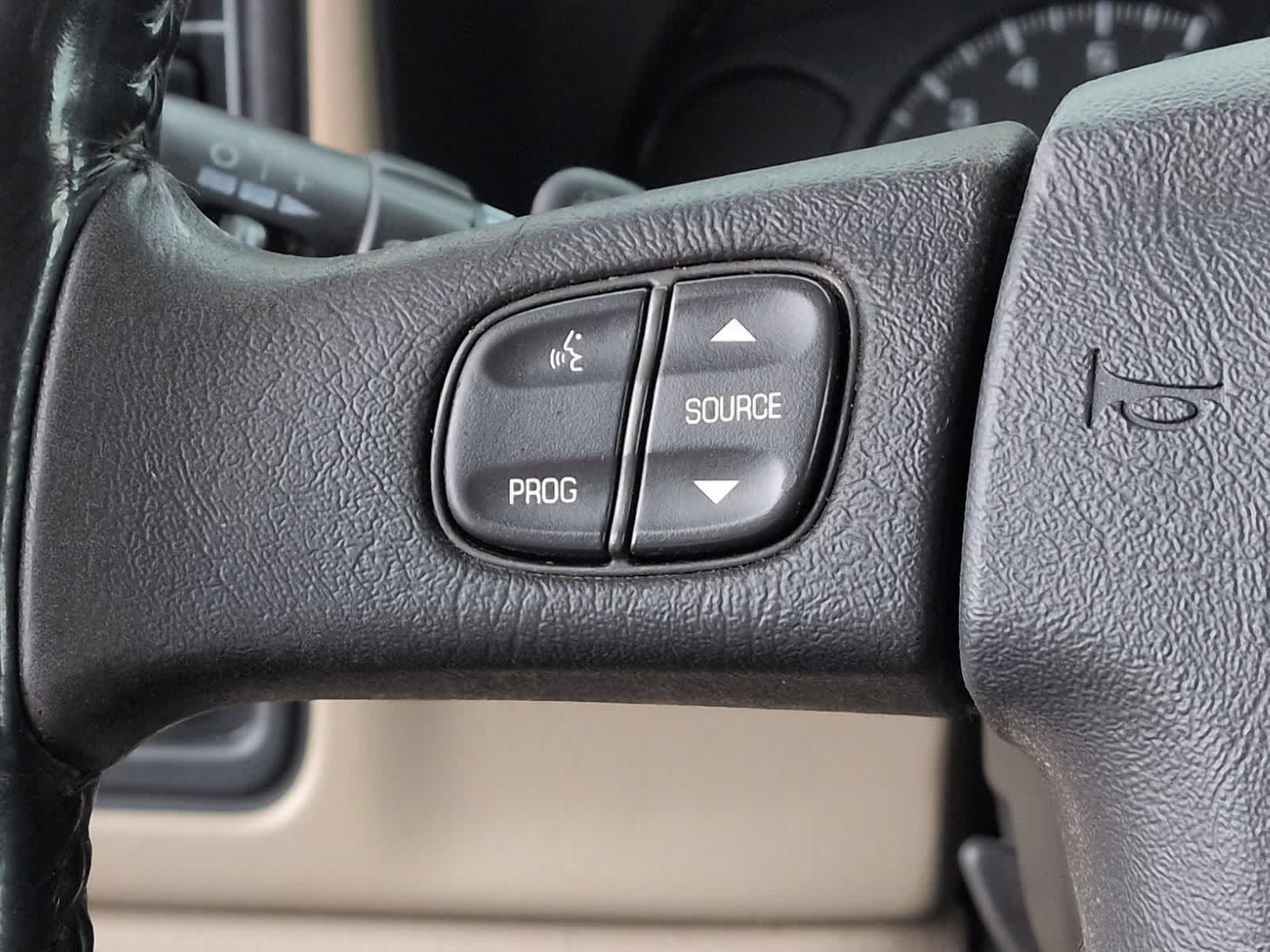Thumbnail: 2007 Chevrolet Silverado 2500 - 23