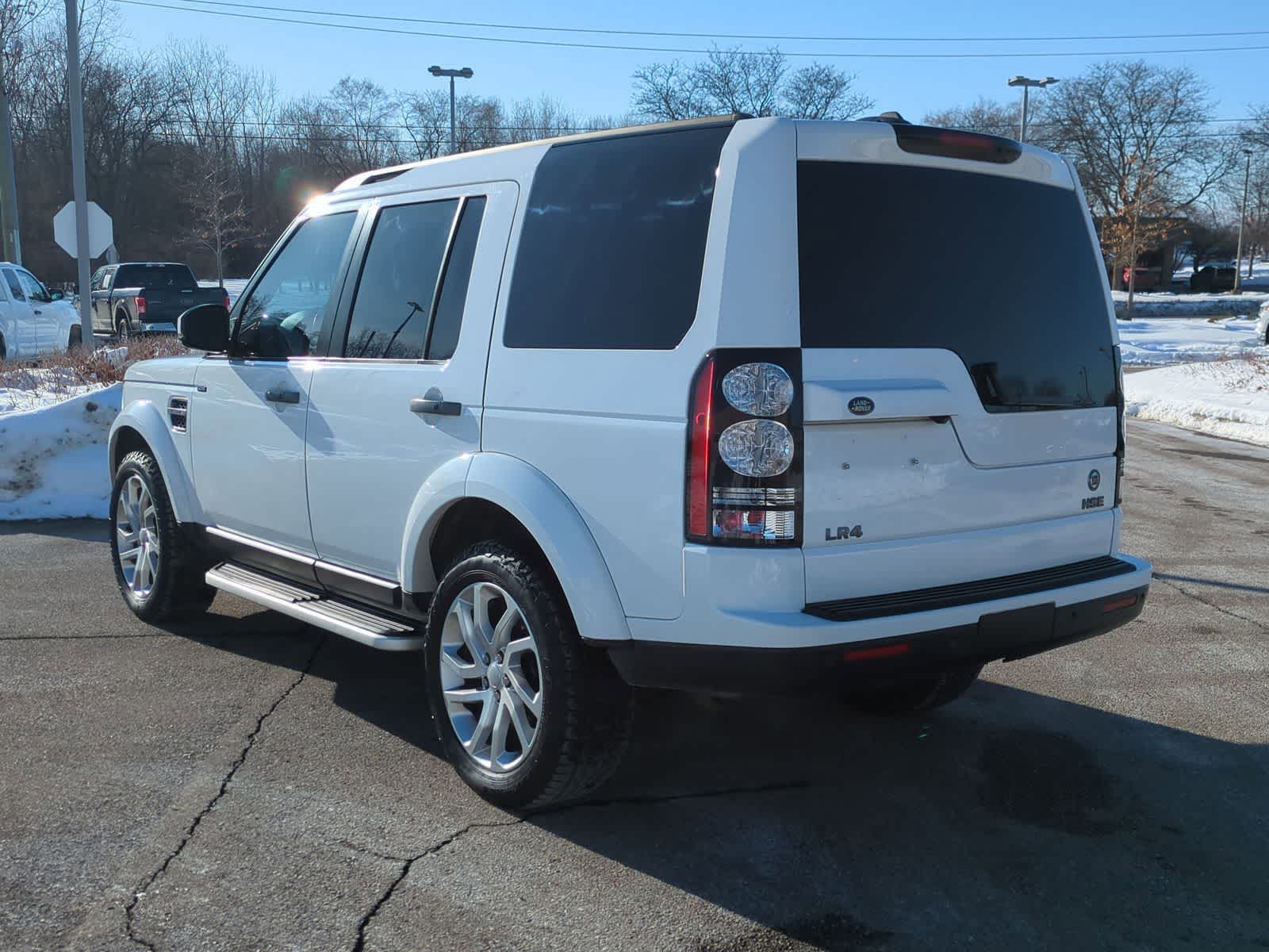 Thumbnail: 2016 Land Rover LR4 - 6