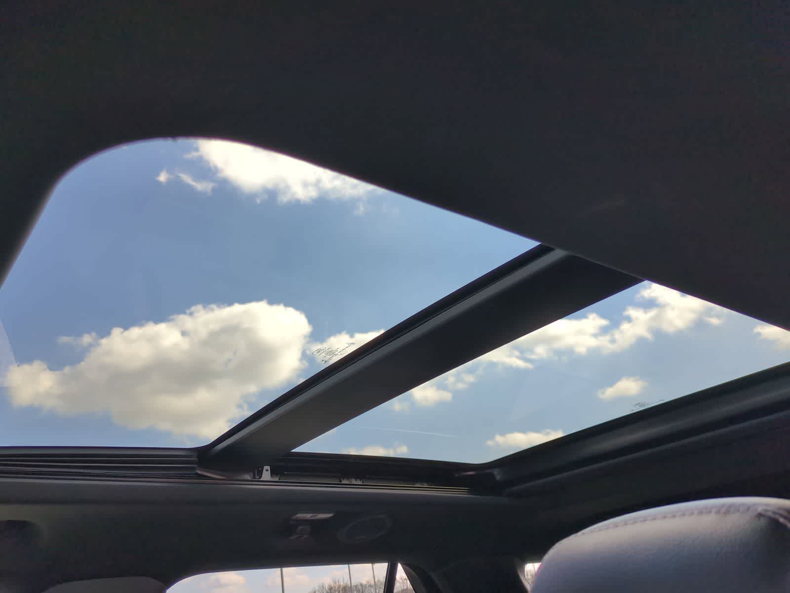 Thumbnail: 2020 Ford Explorer - 19