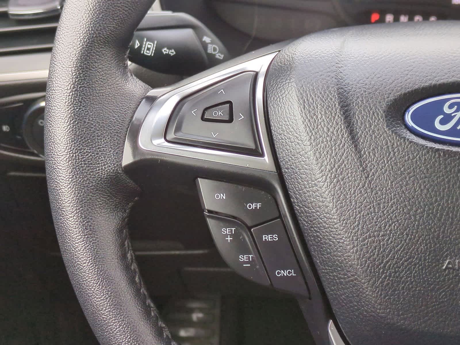 Thumbnail: 2024 Ford Edge - 23