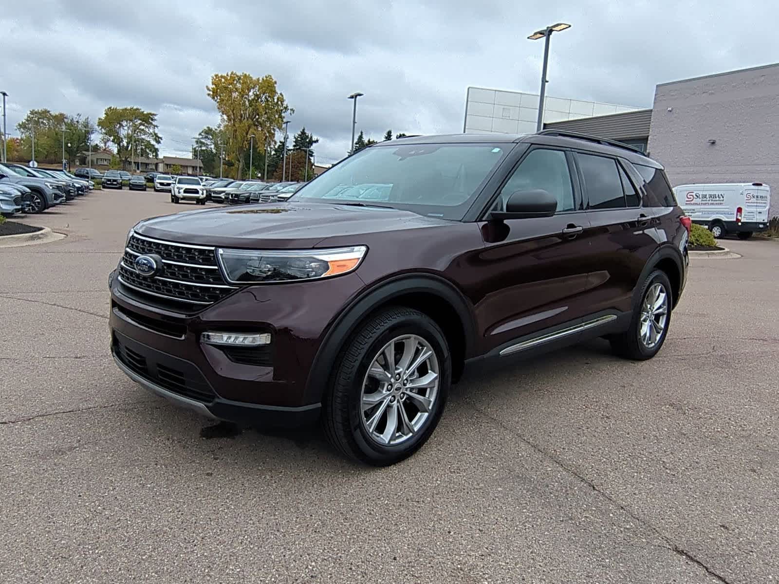 Thumbnail: 2022 Ford Explorer - 4