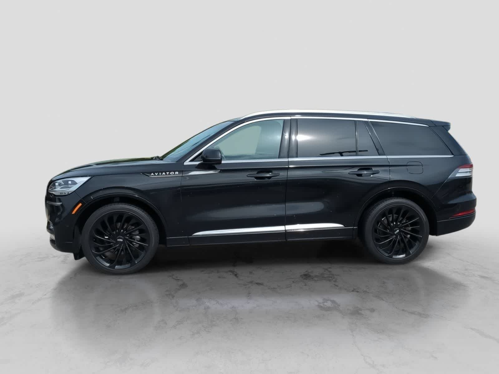 Thumbnail: 2022 Lincoln Aviator - 5