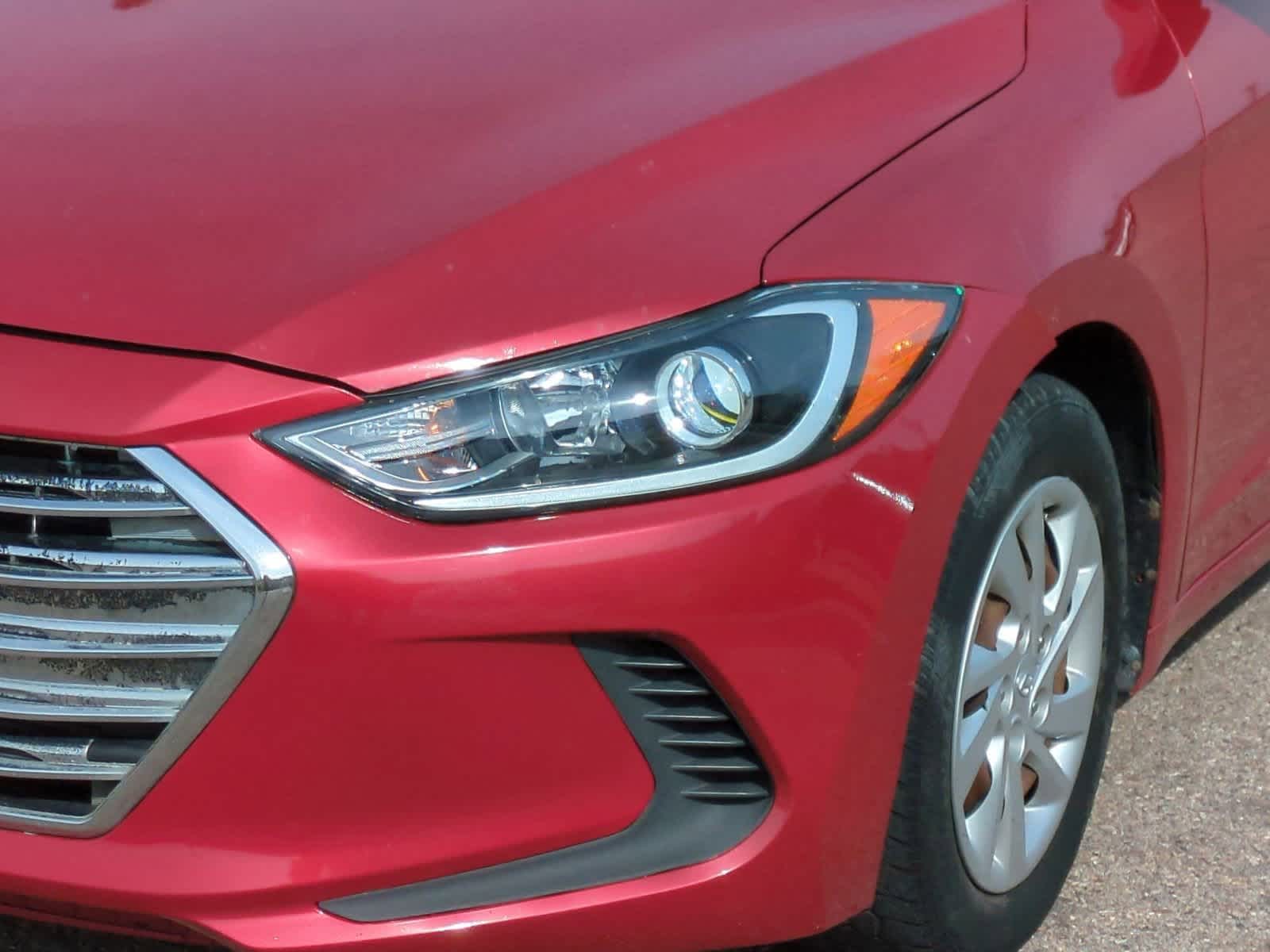 Thumbnail: 2017 Hyundai Elantra - 11