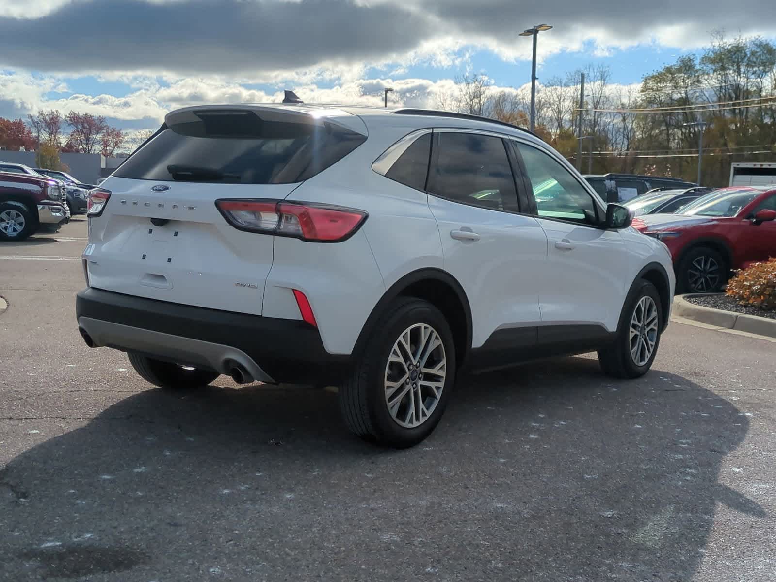 Thumbnail: 2022 Ford Escape - 8