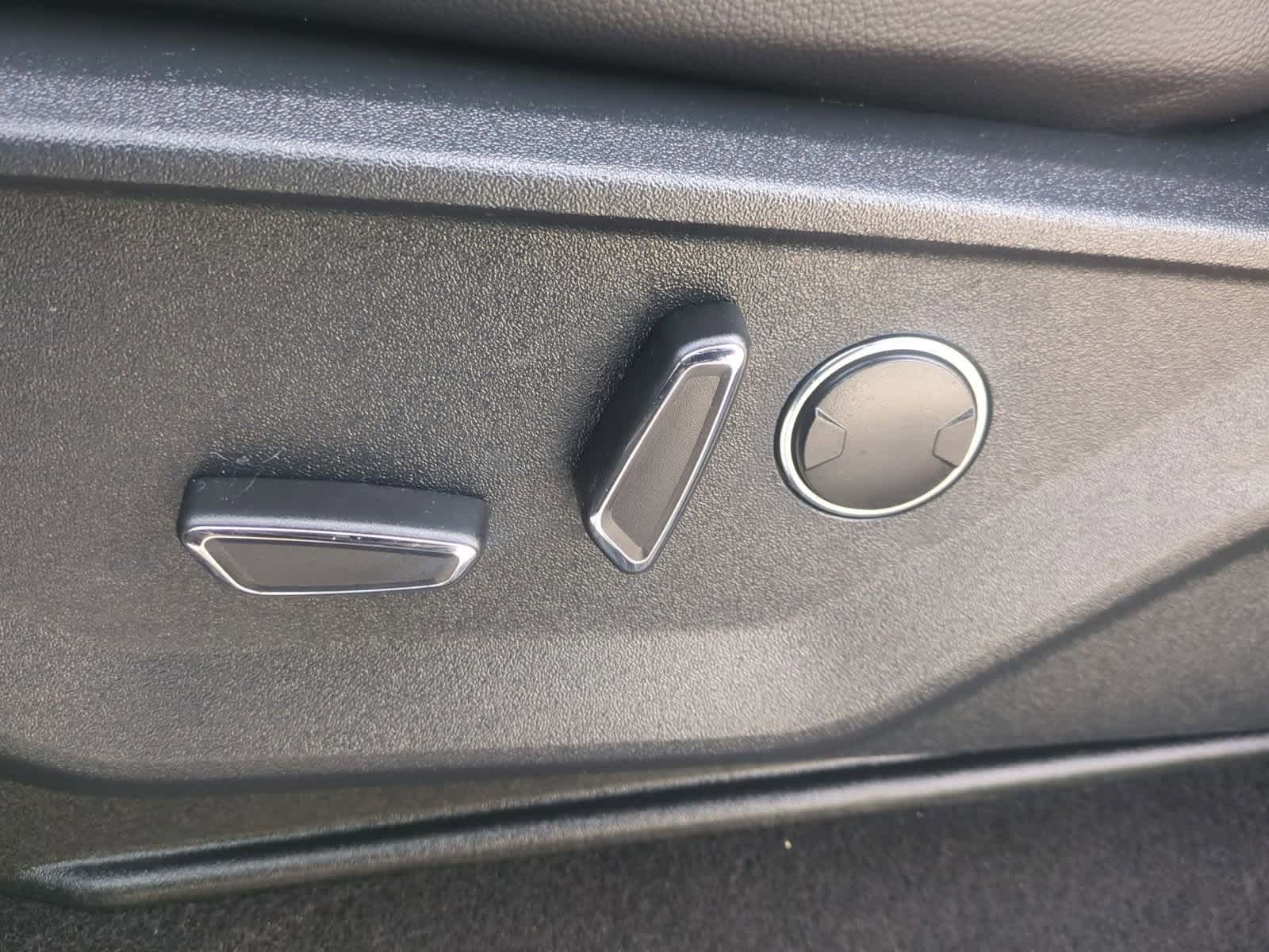 Thumbnail: 2025 Ford F-150 - 17