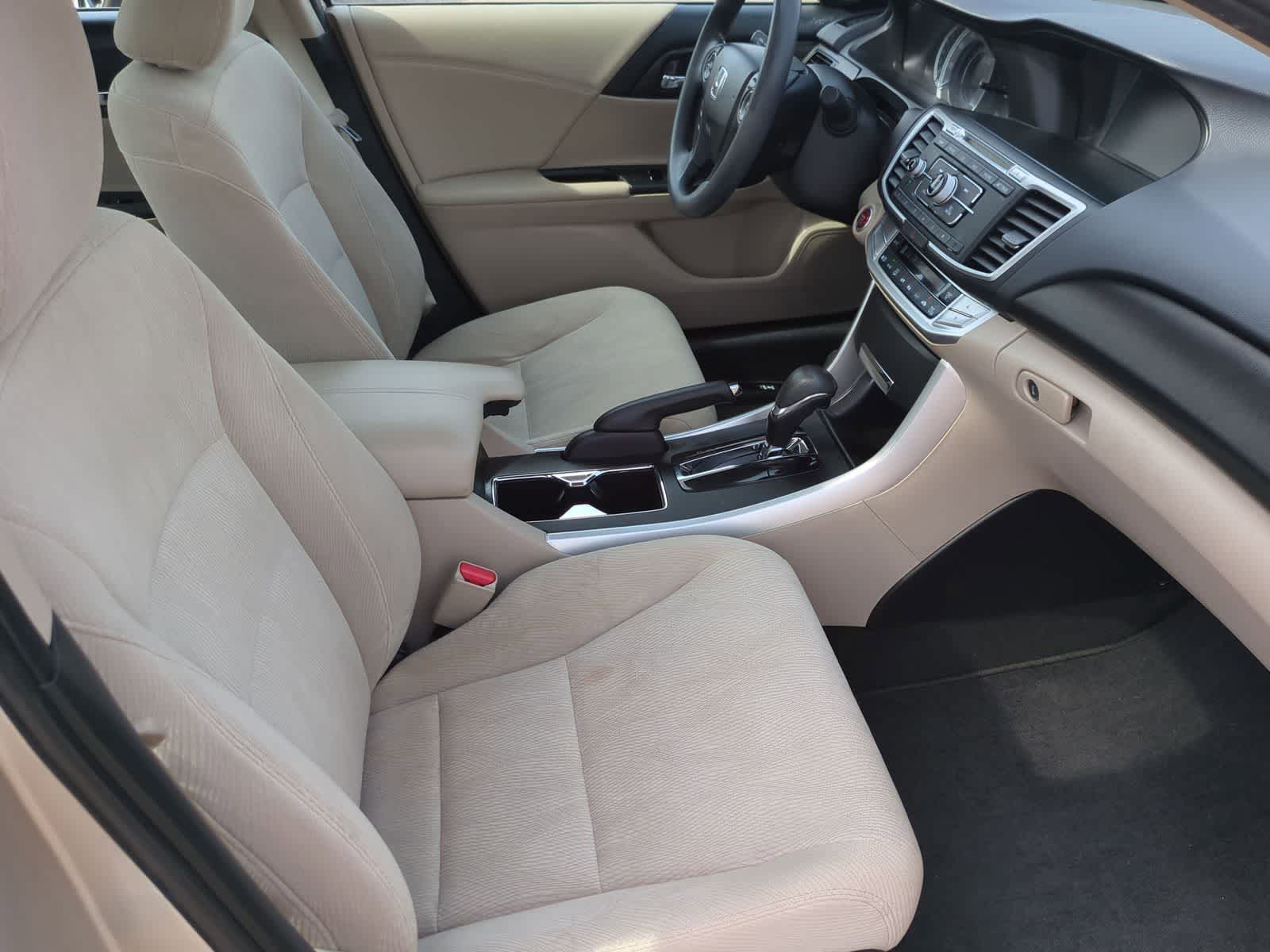 Thumbnail: 2015 Honda Accord - 22